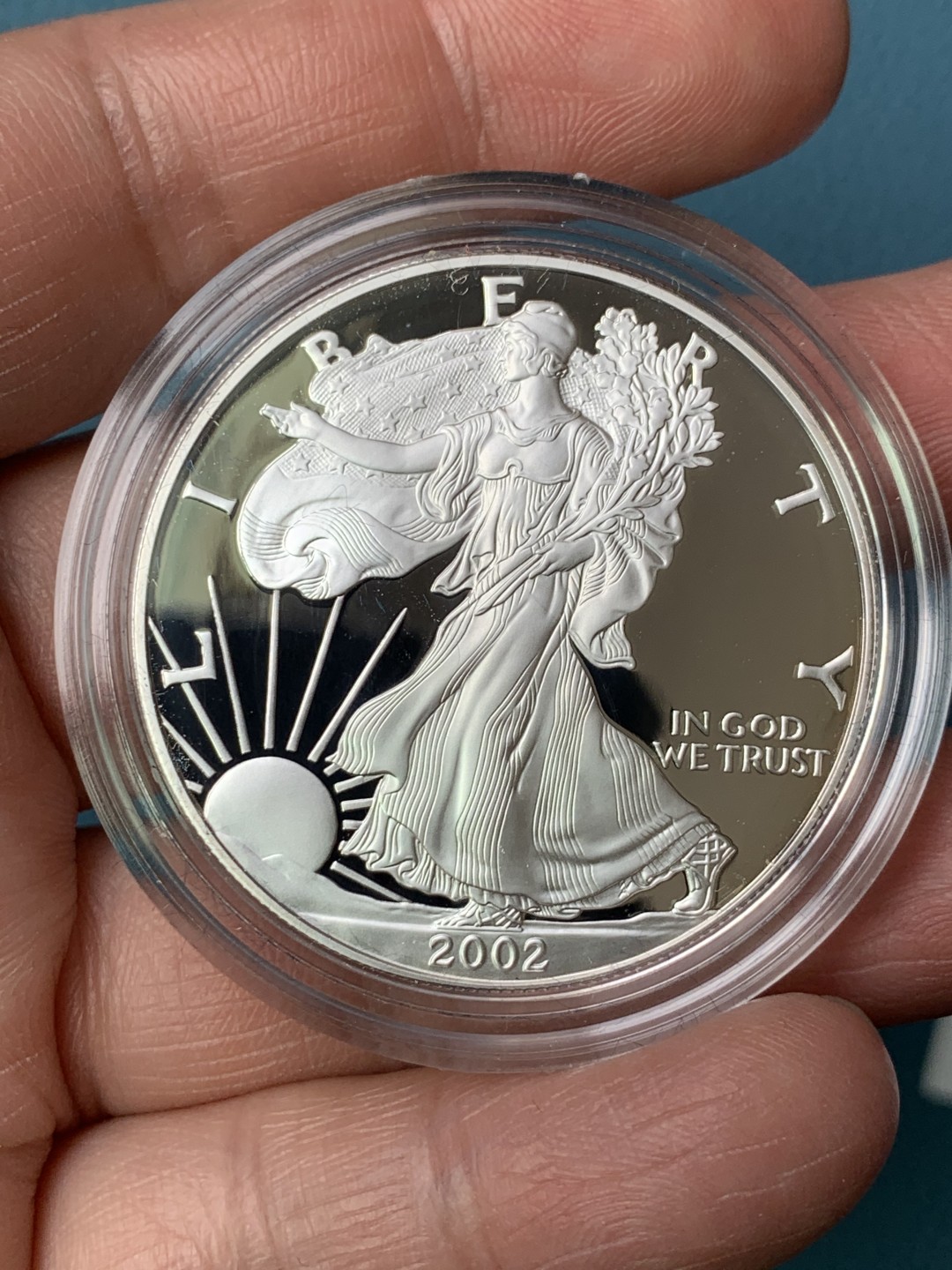 《竞宝斋》第154场-周日，周一，周四 3场 (全场包邮) 美国2002年 自由女神1盎司精制大银币  原盒证书精制币比普制的稀少很多很多