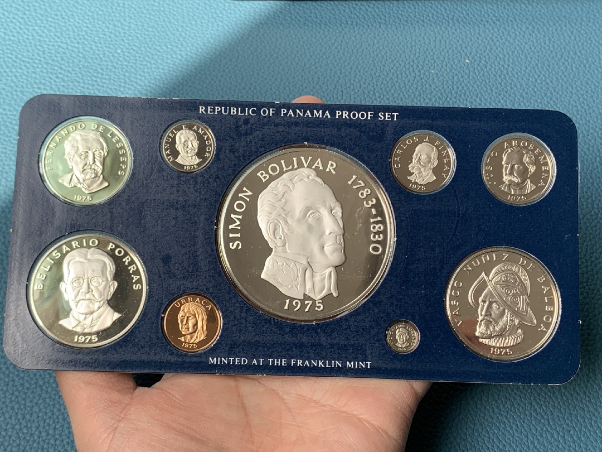 《竞宝斋》第154场-周日，周一，周四 3场 (全场包邮) 巴拿马1975年 九枚套精制币 其中三枚最大的都是925银币 分别重129.59g/35.12g/26.73g