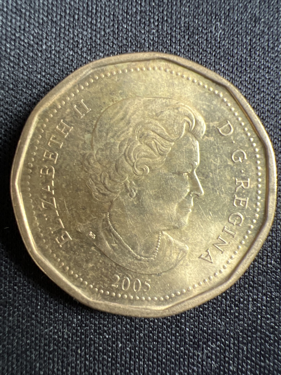 泡泡堂微拍第一 二 七幕硬币捡漏可累计专场👿👿，累计满二十元包邮，接受代拍业务 加拿大一元纪念币