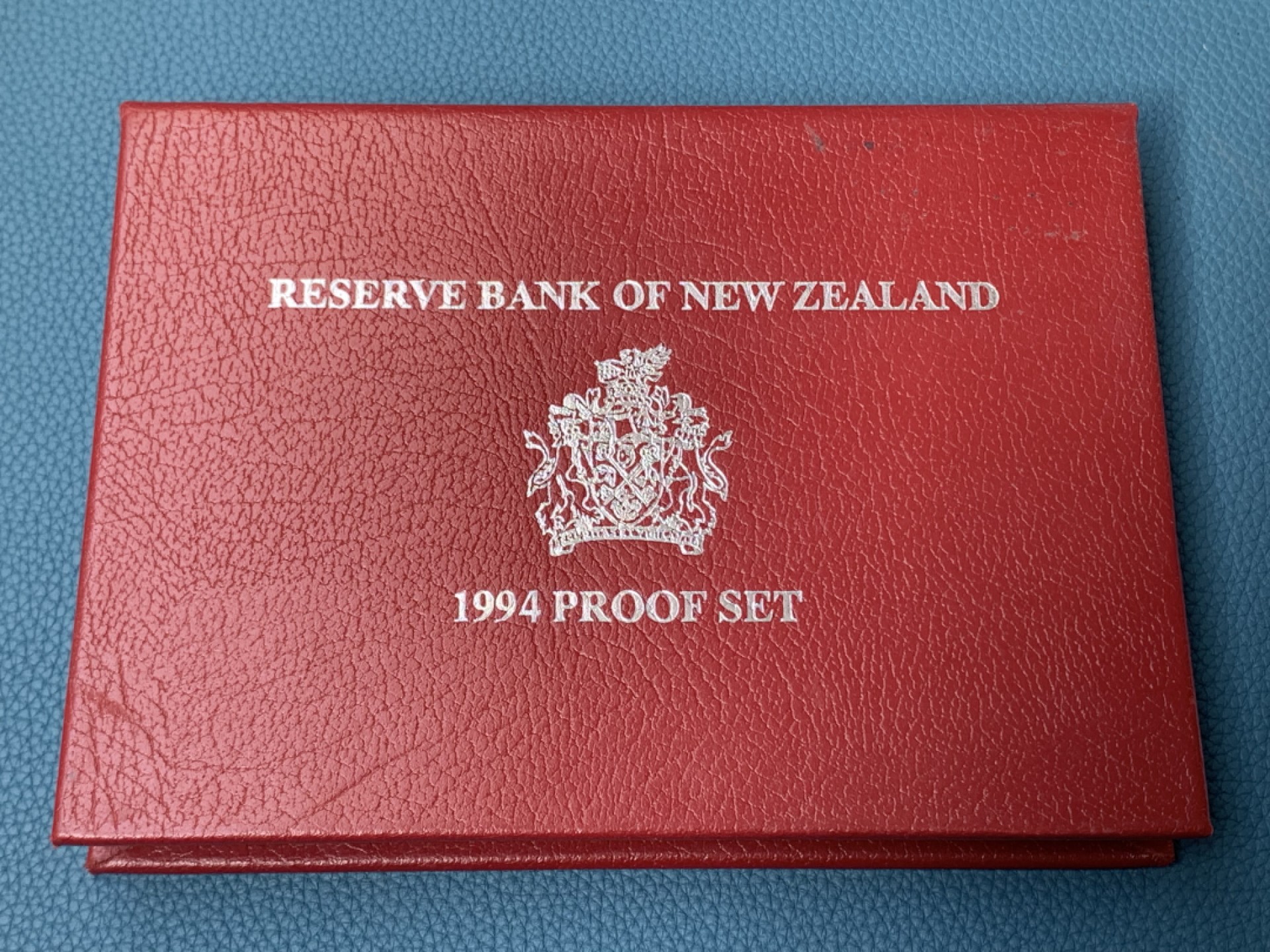 《竞宝斋》第154场-周日，周一，周四 3场 (全场包邮) 新西兰1994年 六枚套精制币 少见
