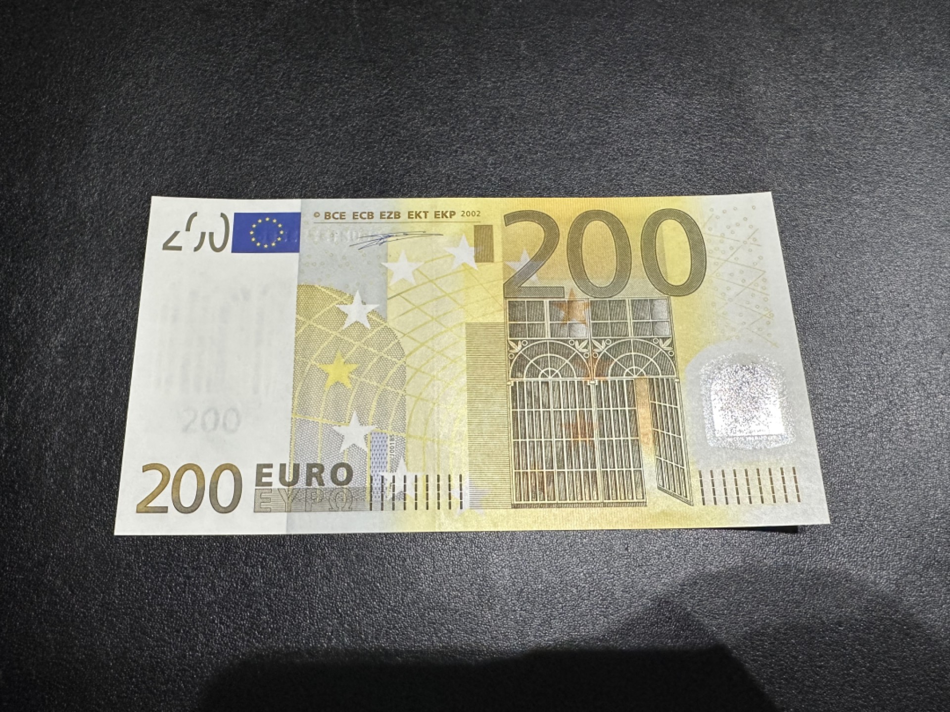 《外钞收藏家》第二百六十一期（连拍第一场） 一签200欧元 意大利版 全新UNC