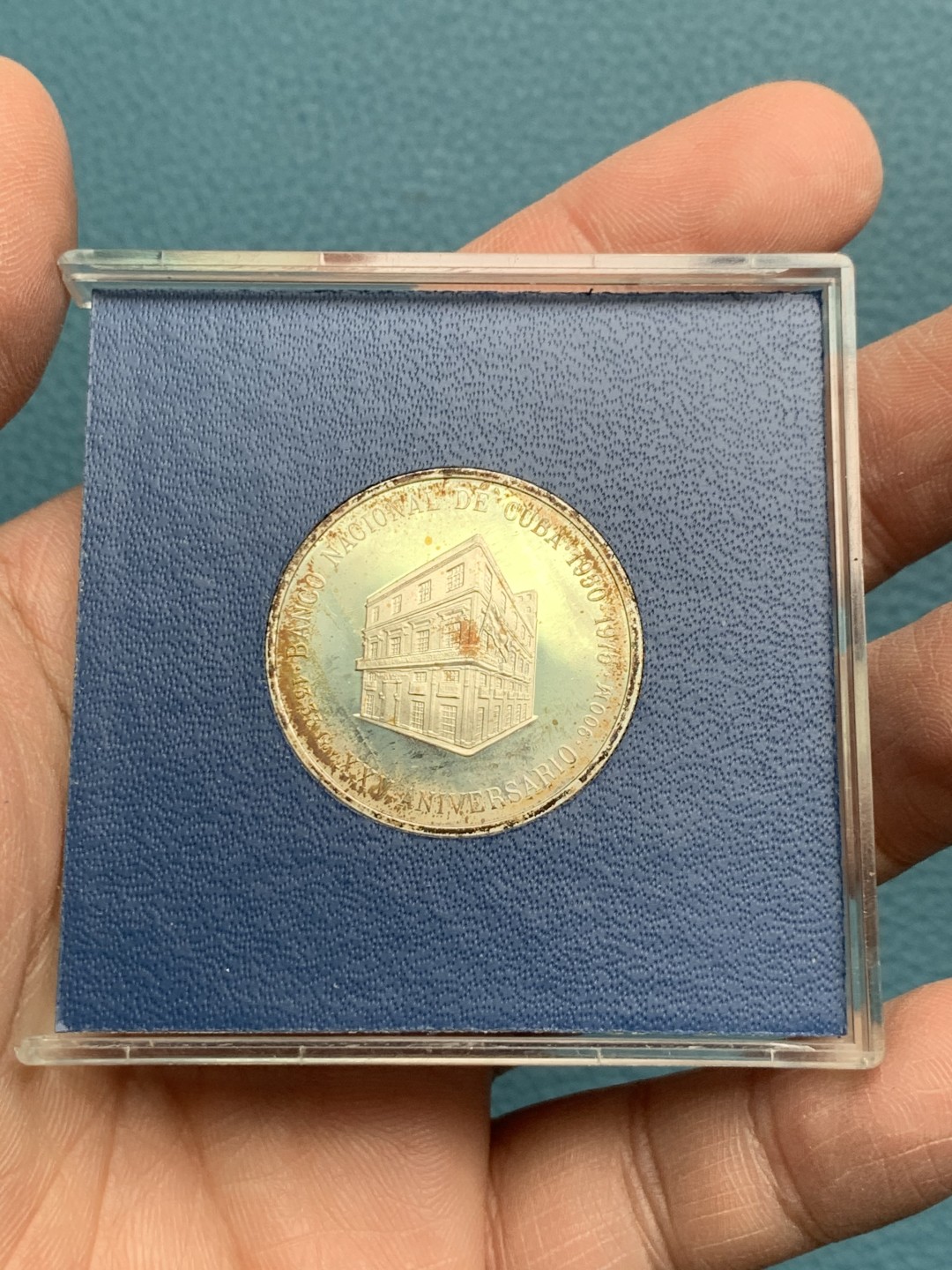 《竞宝斋》第154场-周日，周一，周四 3场 (全场包邮) 古巴1975年 大五星 古巴银行纪念 5比索银币