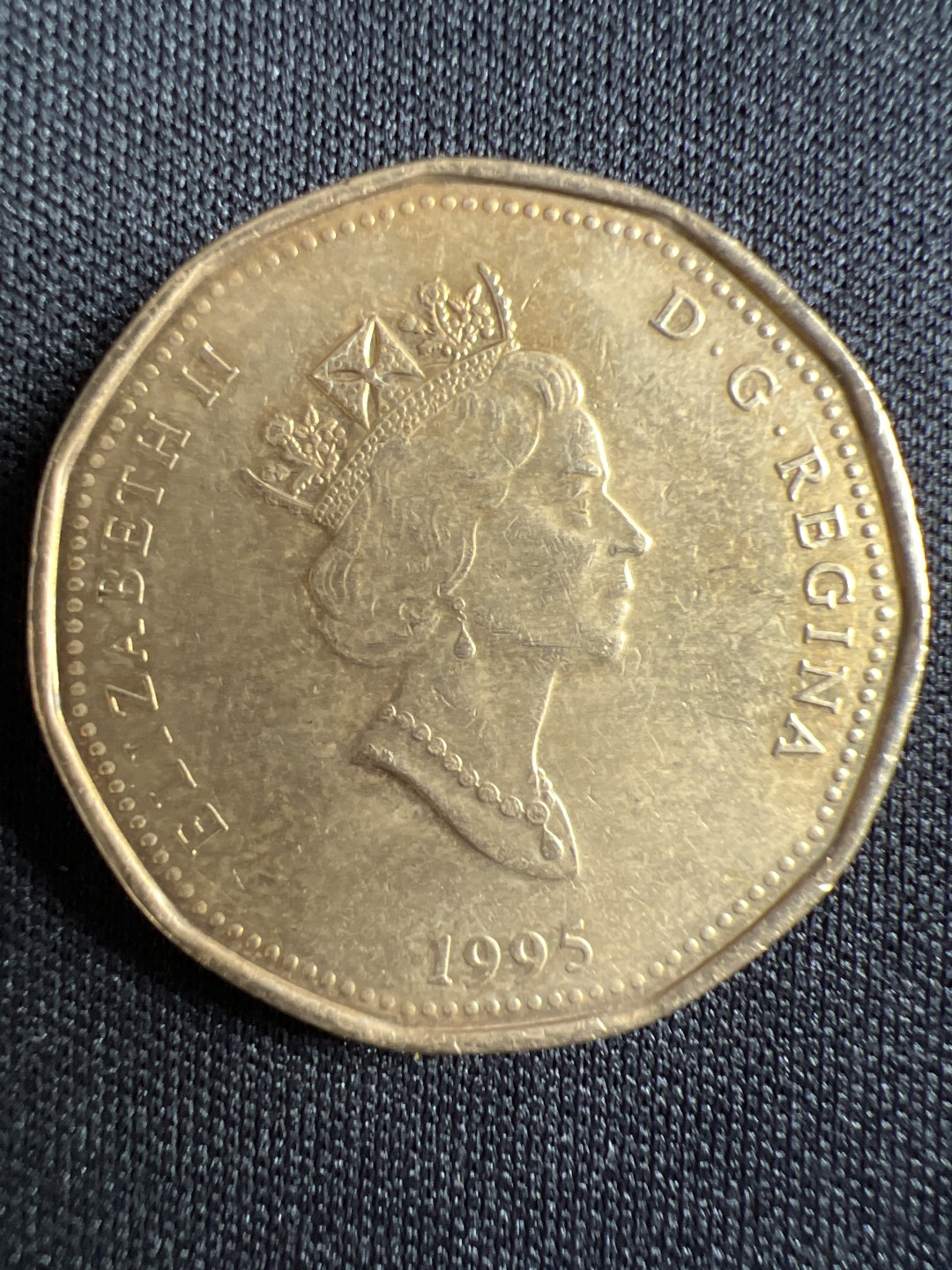 泡泡堂微拍第一 二 七幕硬币捡漏可累计专场👿👿，累计满二十元包邮，接受代拍业务 加拿大一元纪念币