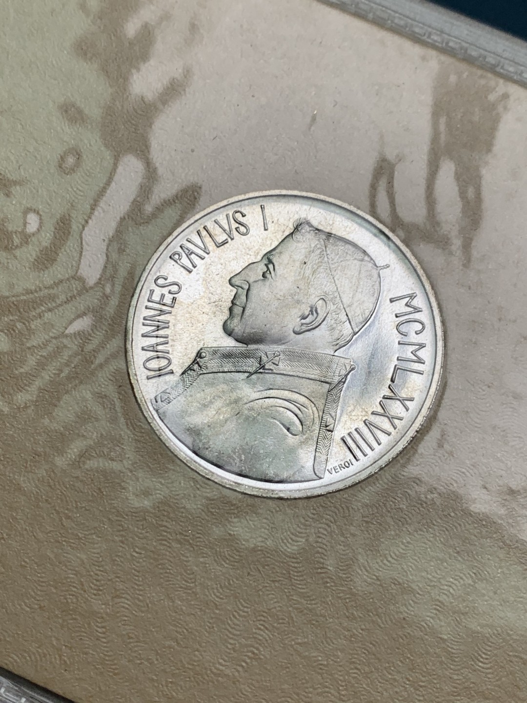 《竞宝斋》第154场-周日，周一，周四 3场 (全场包邮) 梵蒂冈1978年 1000里拉银币