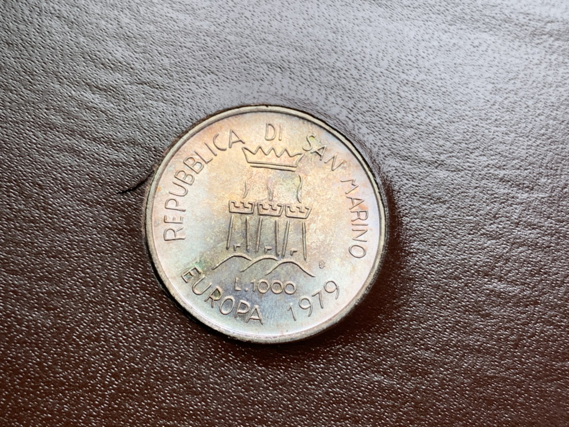 《竞宝斋》第154场-周日，周一，周四 3场 (全场包邮) 圣马力诺1979年 1000里拉 淡彩