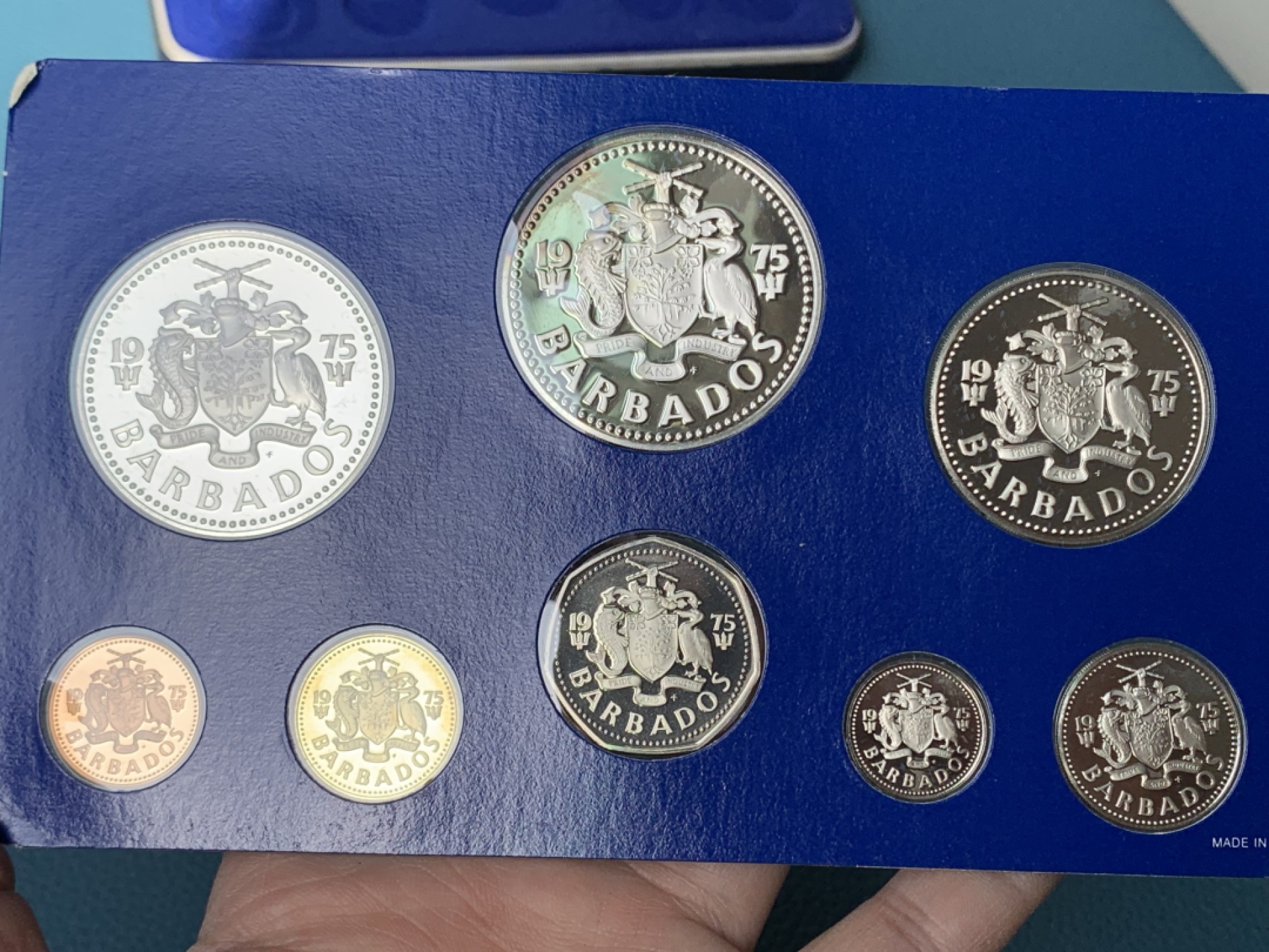 《竞宝斋》第154场-周日，周一，周四 3场 (全场包邮) 巴巴多斯 1975年 八枚套精制币 其中两枚大的都是银币
