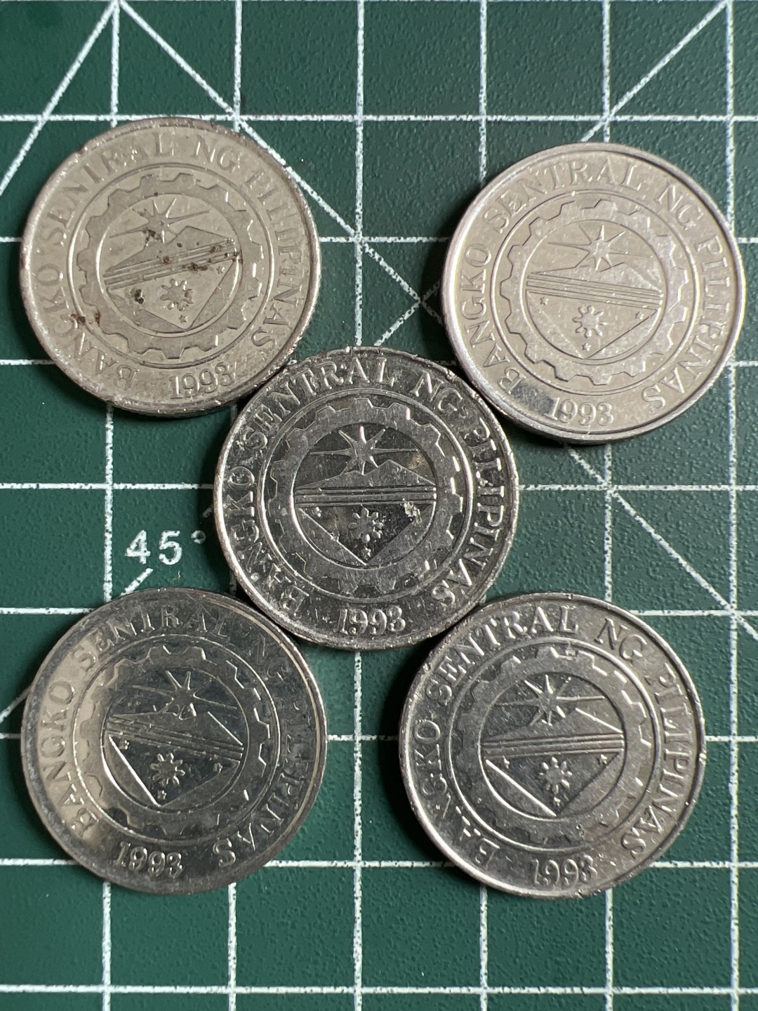 泡泡堂第281期  世界硬币 （无押金，捡漏，全场20包邮，偏远地区除外，接收代拍业务） 菲律宾1比索五个