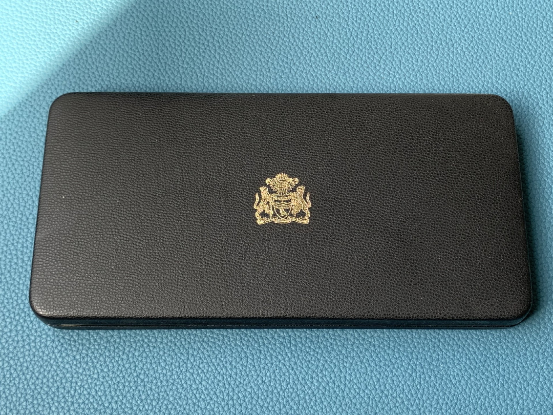 《竞宝斋》第154场-周日，周一，周四 3场 (全场包邮) 圭亚那1976年  八枚套精制币 其中最大两枚都是银币