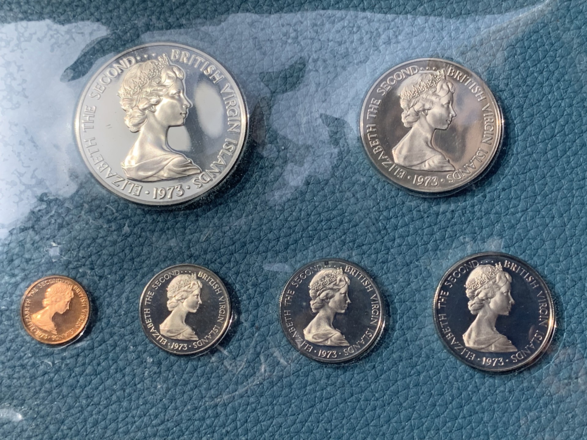 《竞宝斋》第154场-周日，周一，周四 3场 (全场包邮) 维京群岛1973年 珍惜鸟类 六枚套封装套币 其中最大一枚是银币