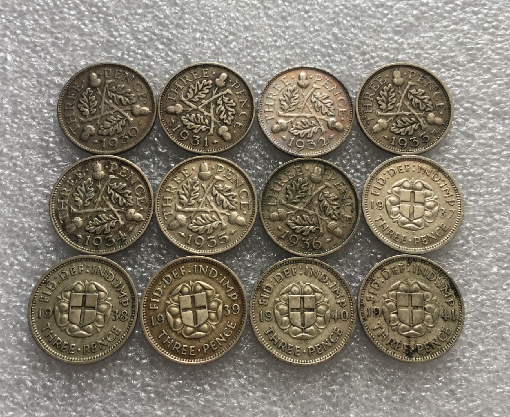 方圆集藏第三期专场 11230-英国1930-1941年12年连号乔五乔六3便士大全套