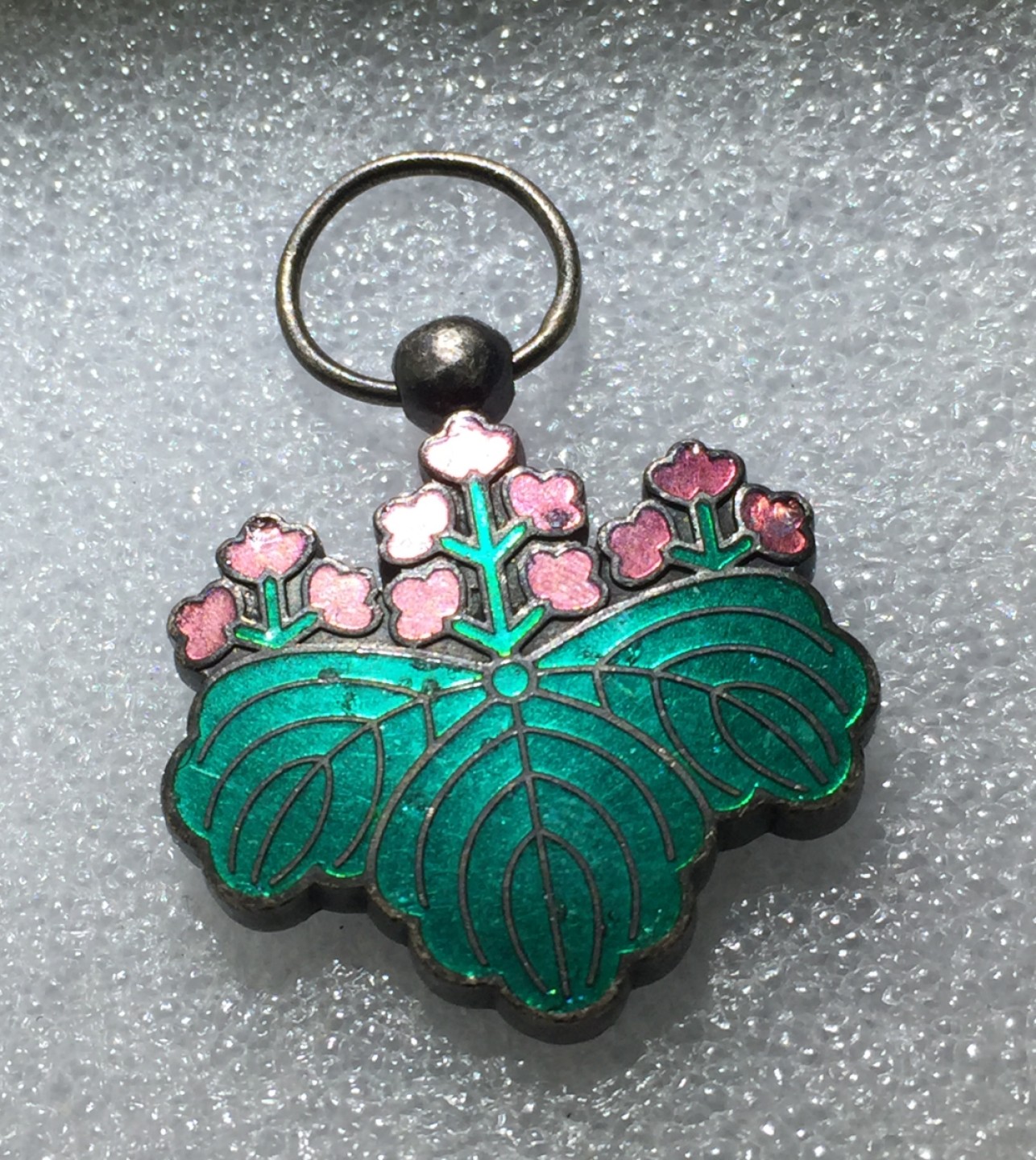 方圆集藏第三期专场 11214-日本七等桐叶 珐琅彩 银章