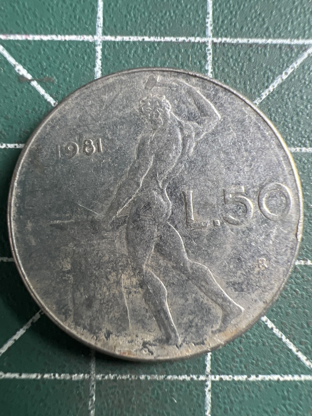 泡泡堂微拍第一 二 六幕硬币捡漏可累计专场👿👿，累计满二十元包邮，接受代拍业务 意大利50里拉