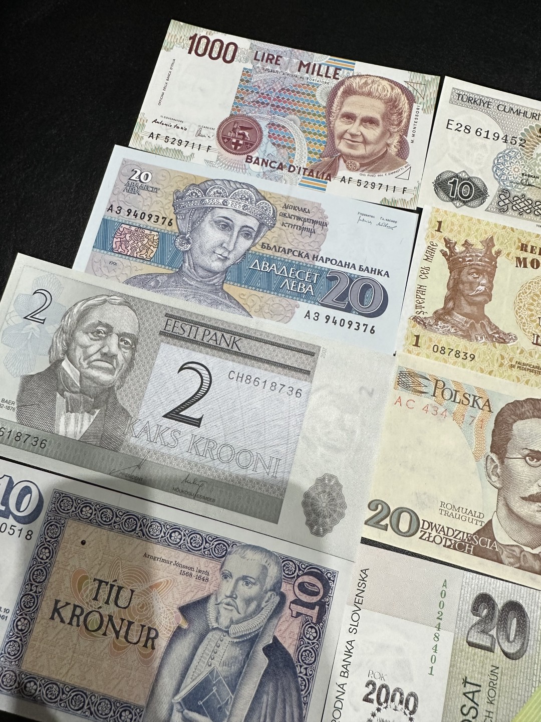 《外钞收藏家》第二百六十一期（连拍第一场） 欧洲小面额9张一起 全新UNC