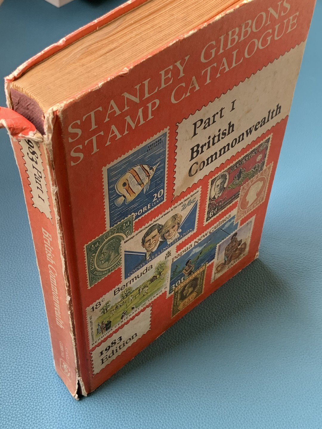 《竞宝斋》第154场-周日，周一，周四 3场 (全场包邮) 早期英国邮票目录大全 1983年 715页 16开