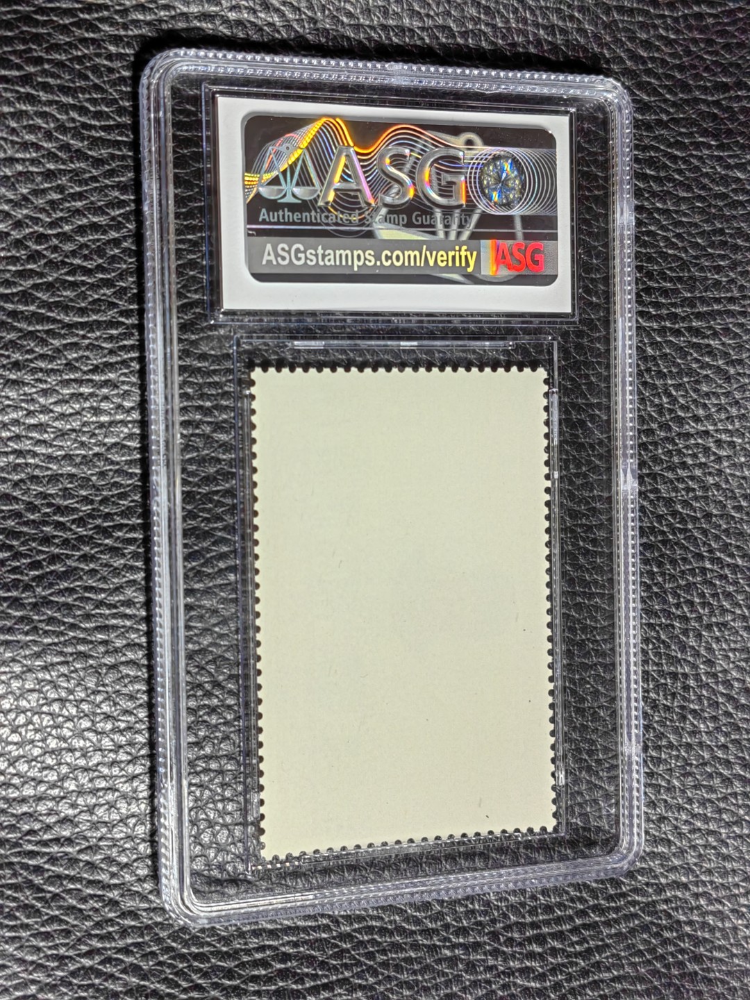 洪涛臻品批发群  精选邮票限时拍卖第二百三十七期 文6红太阳新  ASG90高分OG，文革精品大热门，玩文革绕不开的品种，最严格时期一次性出分，票状态一流，一手出分，壳子完好无划痕，90高分非常难得，藏家首选，书房必备，喜欢不要错过