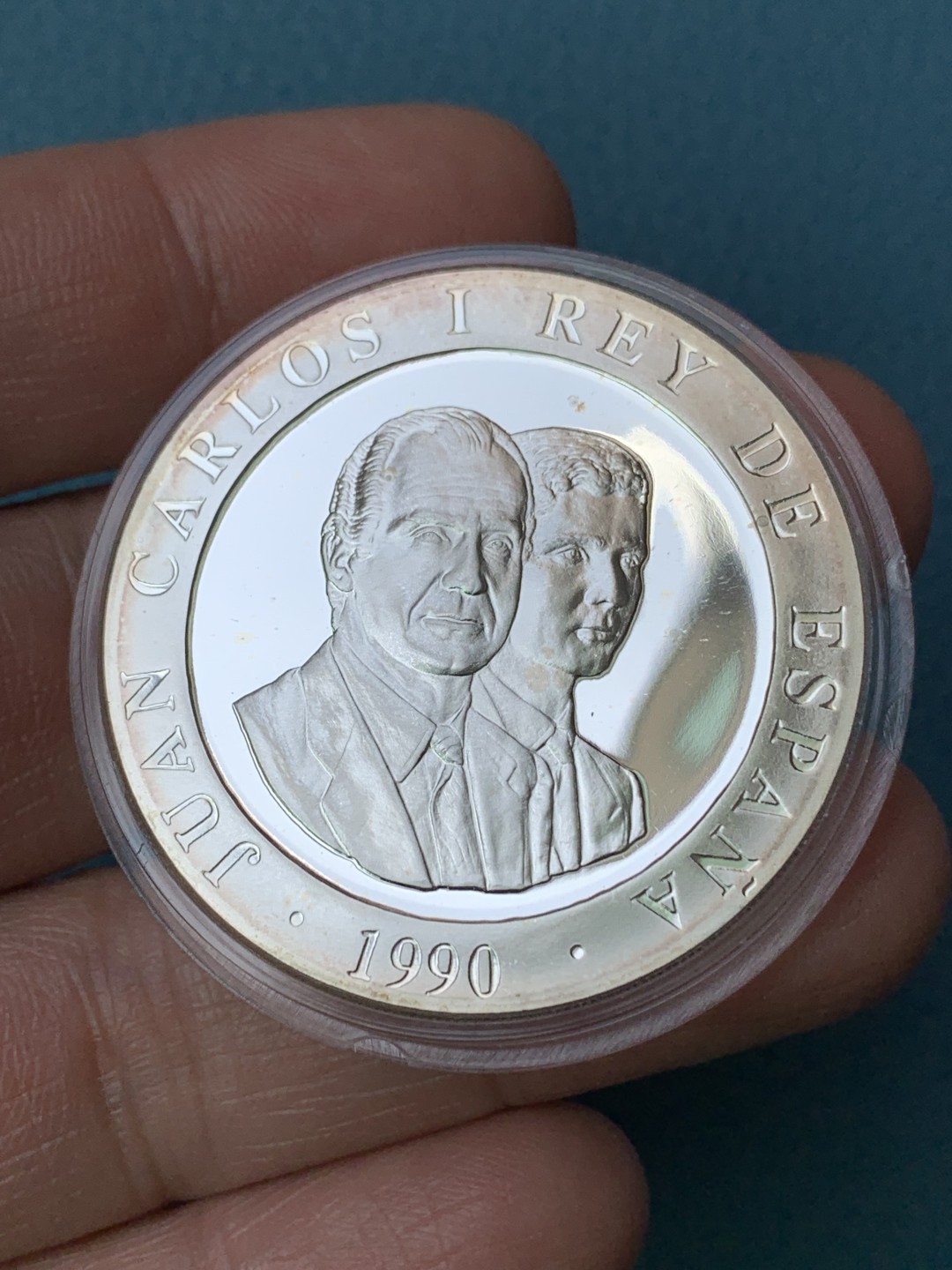 《竞宝斋》第154场-周日，周一，周四 3场 (全场包邮) 西班牙1992年 巴塞罗那奥运 2000比塞塔精制大银币 27克 925银