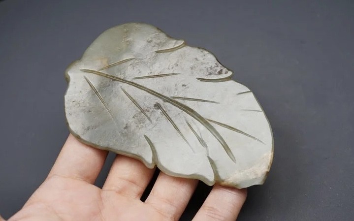 ｜冷门出品｜精选专拍·第叁拾陆场· 和田玉 蝙蝠树叶把件