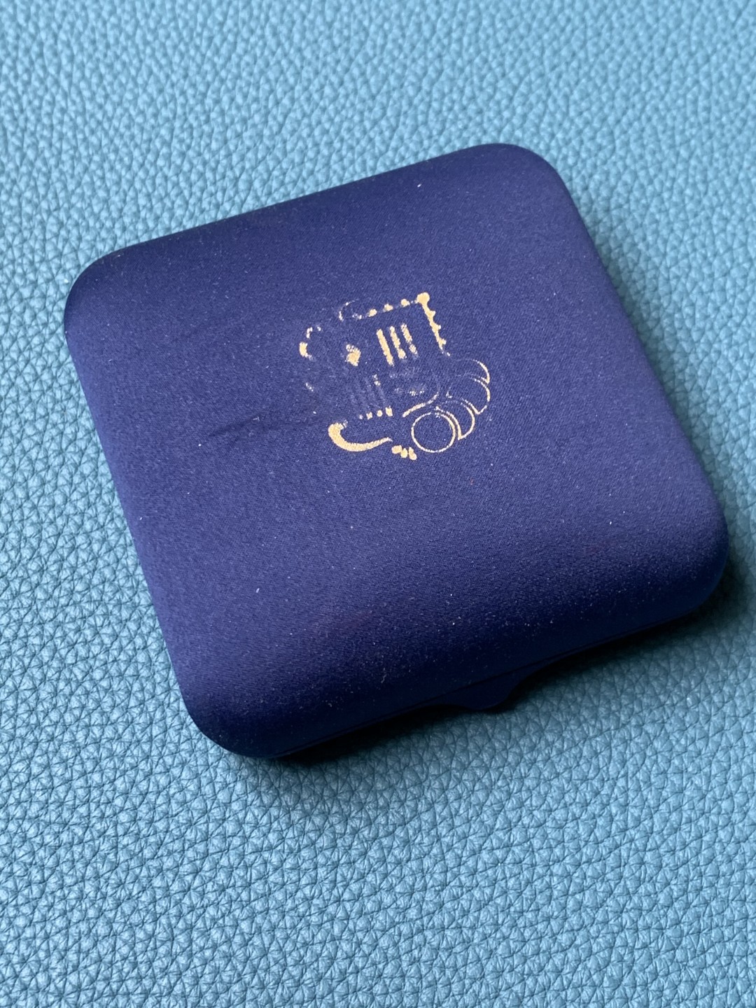 《竞宝斋》第154场-周日，周一，周四 3场 (全场包邮) 原盒安道尔1996年 祖安·马丁 10第纳尔精制大银币 