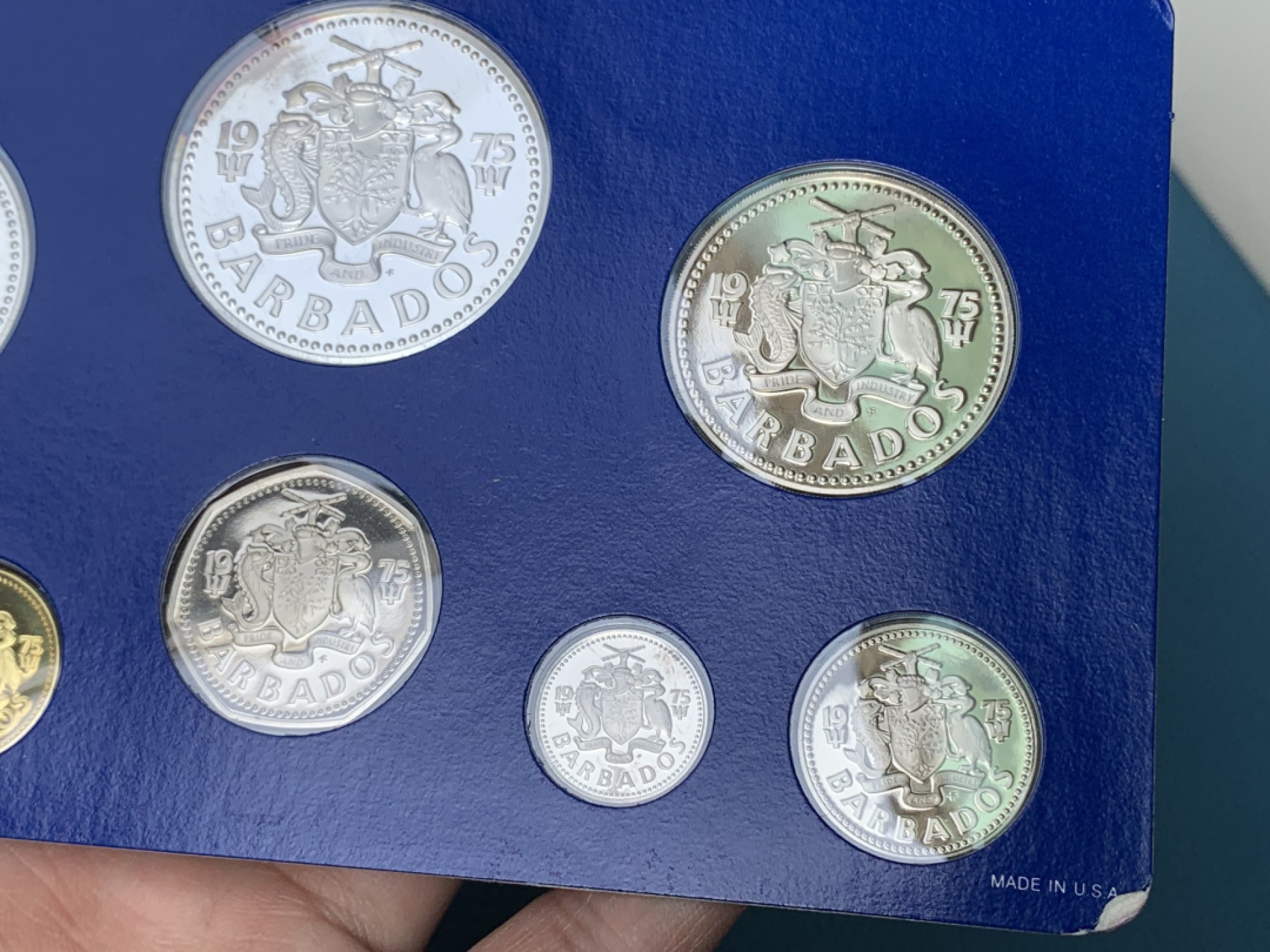 《竞宝斋》第154场-周日，周一，周四 3场 (全场包邮) 巴巴多斯 1975年 八枚套精制币 其中两枚大的都是银币