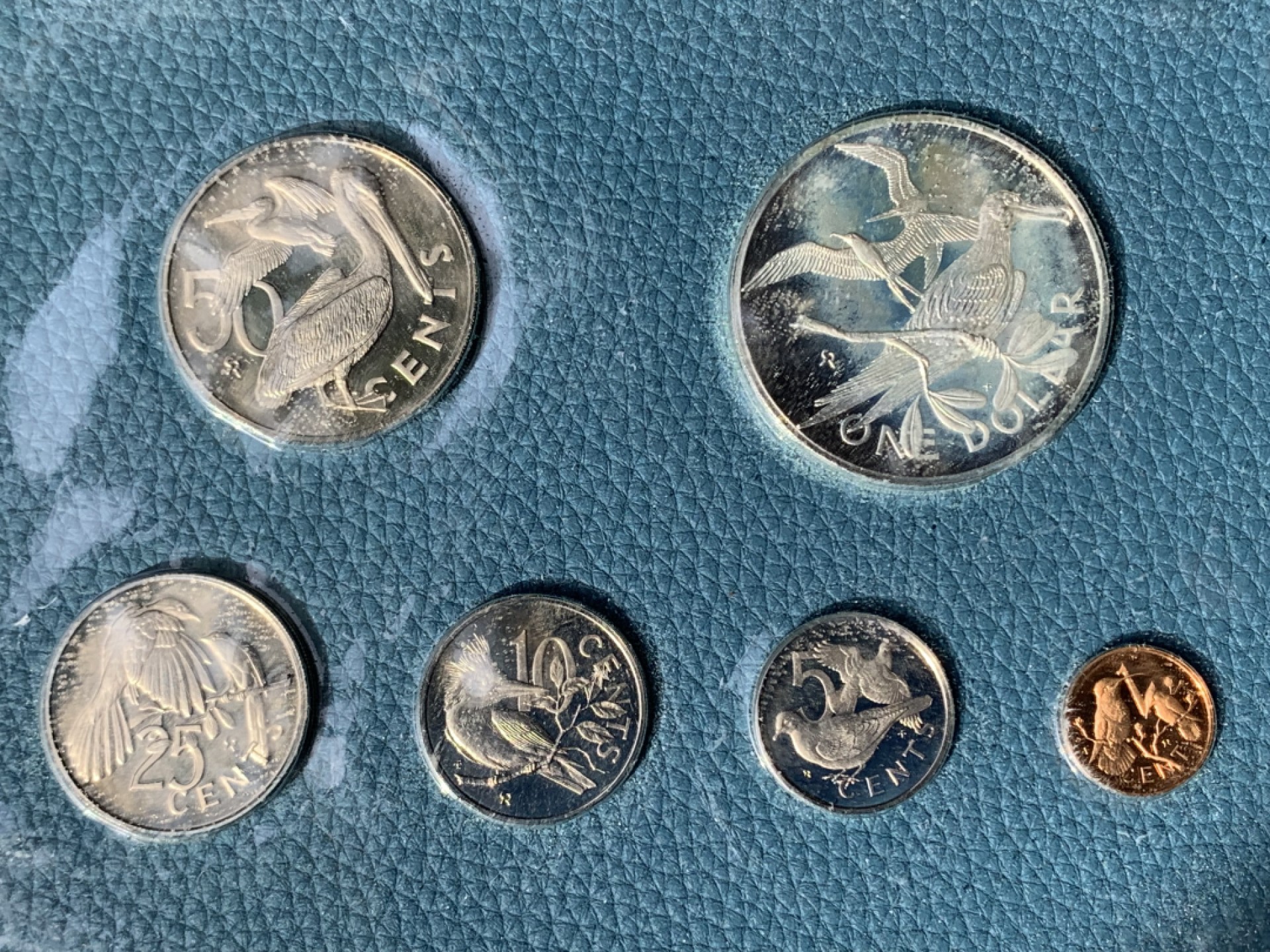 《竞宝斋》第154场-周日，周一，周四 3场 (全场包邮) 维京群岛1973年 珍惜鸟类 六枚套封装套币 其中最大一枚是银币