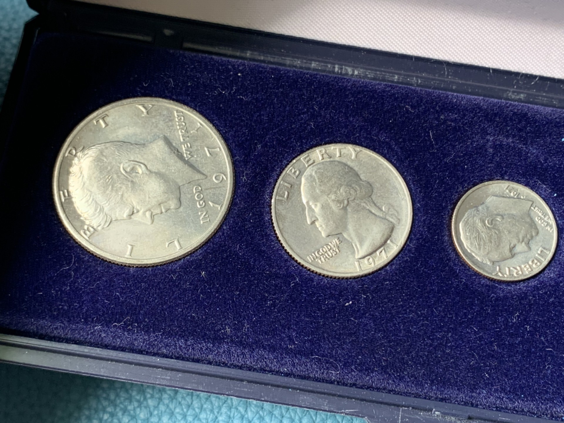 《竞宝斋》第154场-周日，周一，周四 3场 (全场包邮) 美国1971年 五枚套不同面值