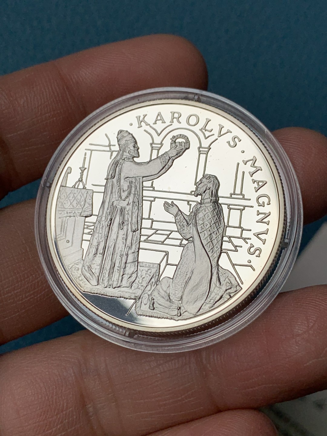 《竞宝斋》第154场-周日，周一，周四 3场 (全场包邮) 原盒安道尔1996年 祖安·马丁 10第纳尔精制大银币 