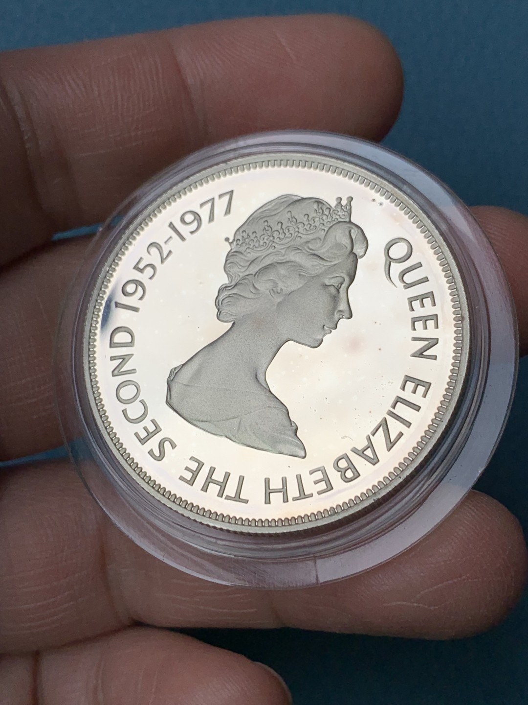 《竞宝斋》第154场-周日，周一，周四 3场 (全场包邮) 英属法克兰群岛1977年 加冕纪念 大银币 精制 少见