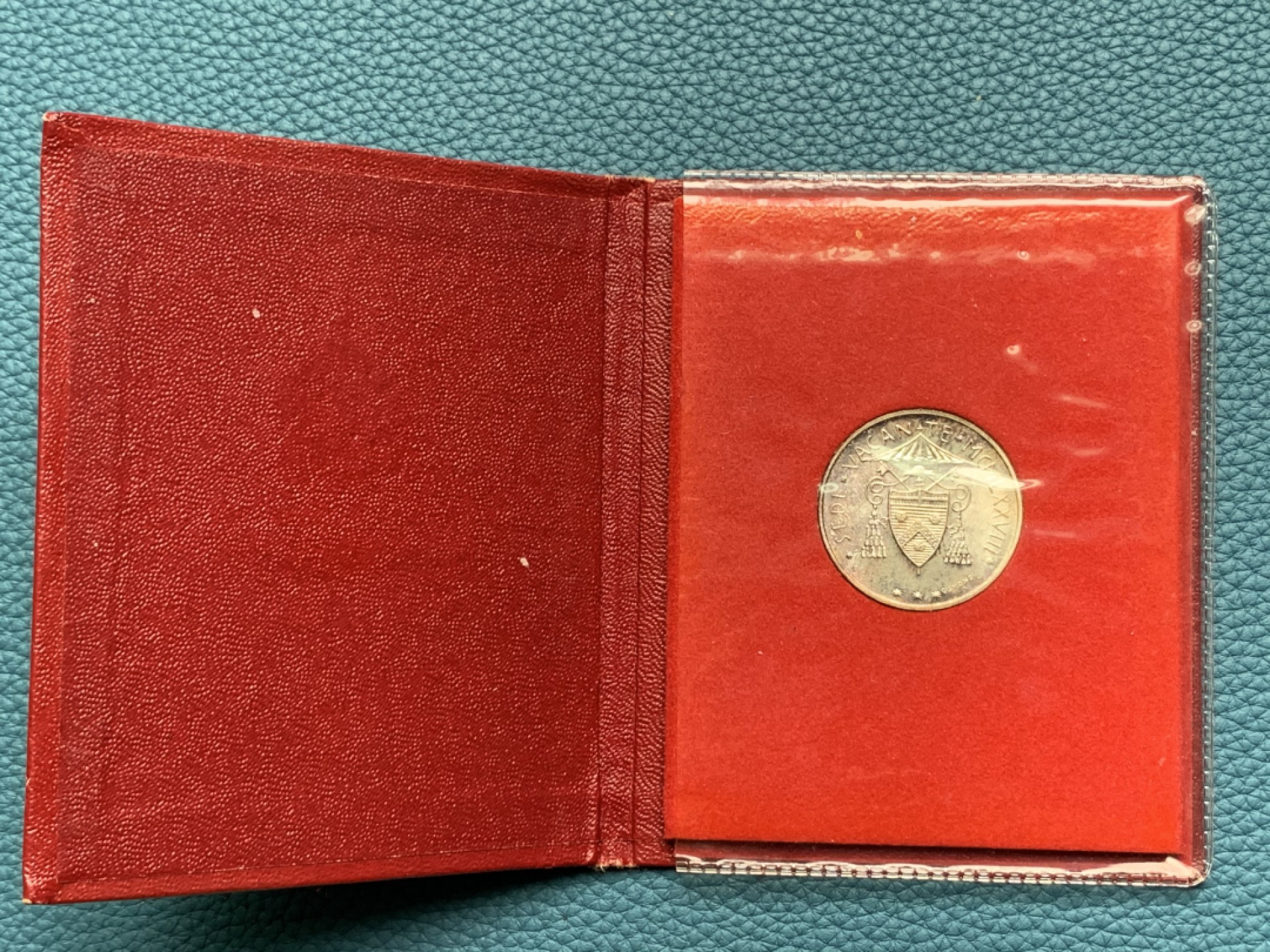 《竞宝斋》第154场-周日，周一，周四 3场 (全场包邮) 梵蒂冈1978年 教皇缺位 500里拉银币 稀少