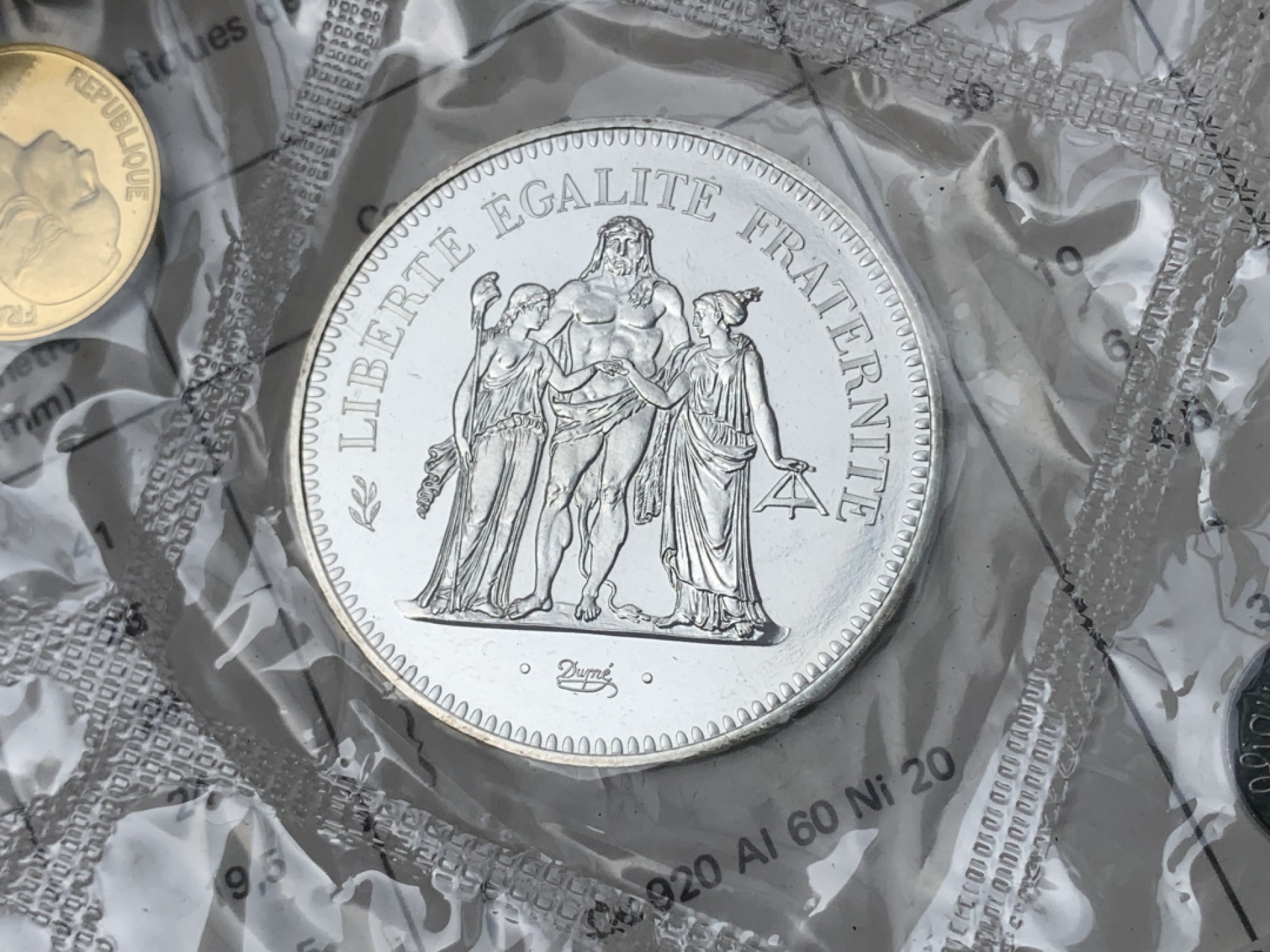 《竞宝斋》第154场-周日，周一，周四 3场 (全场包邮) 法国1974年 九枚套 大力神50法郎套币 造币厂封装状态一流