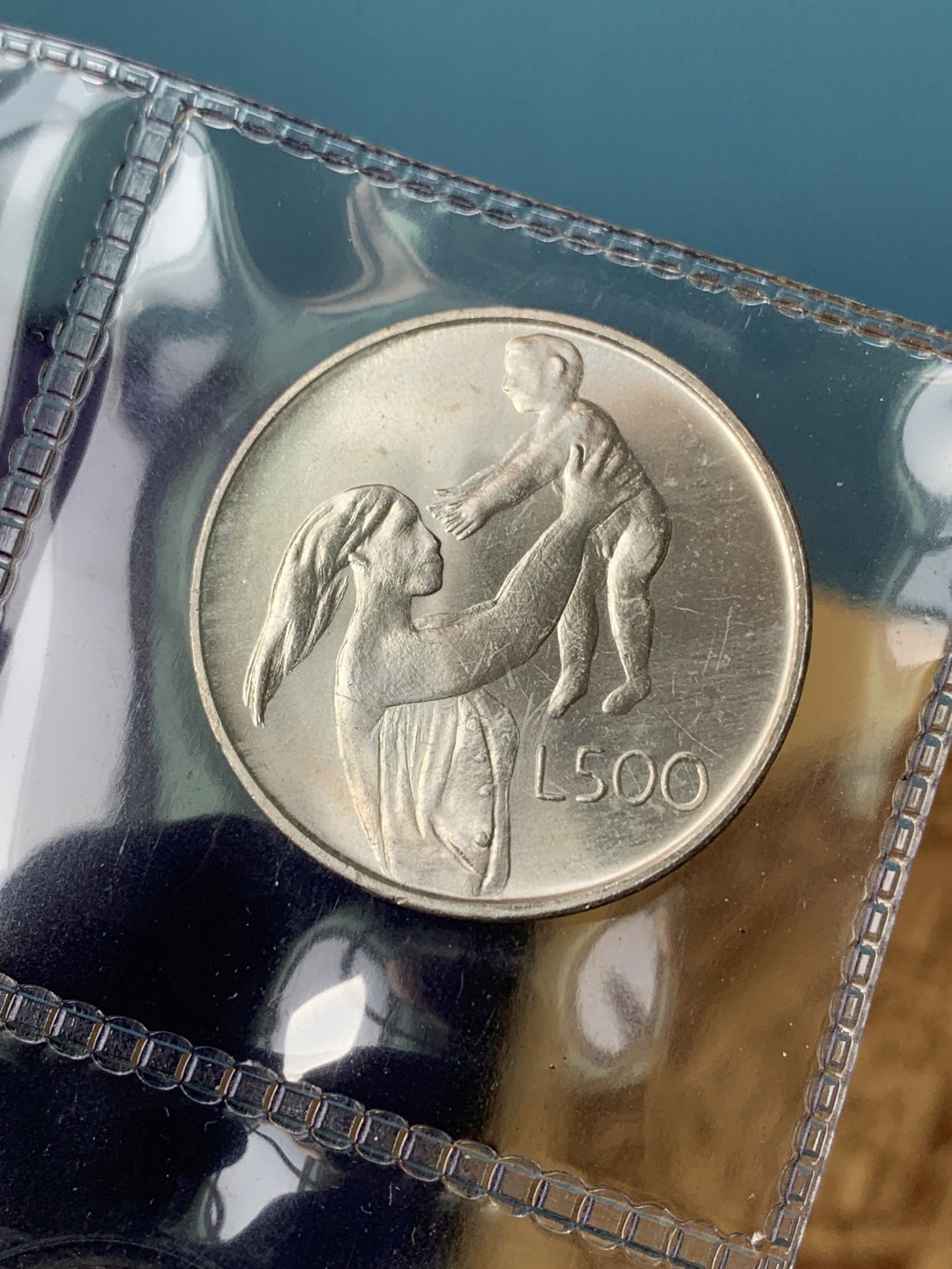 《竞宝斋》第154场-周日，周一，周四 3场 (全场包邮) 圣马力诺1972年 母婴节 八枚套 其中最大一枚是银币