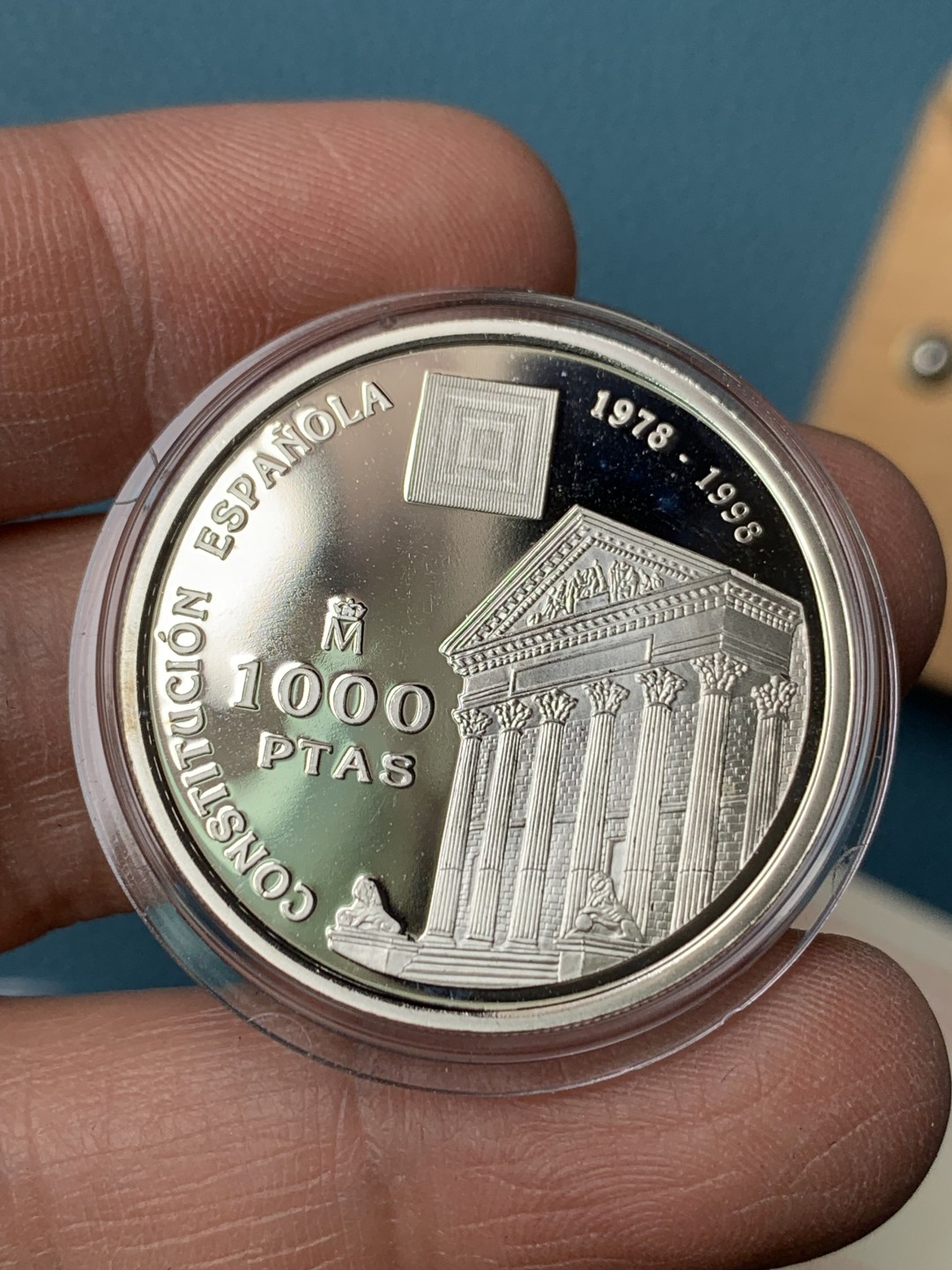 《竞宝斋》第154场-周日，周一，周四 3场 (全场包邮) 西班牙1998年 宪法1000比塞塔精制银币