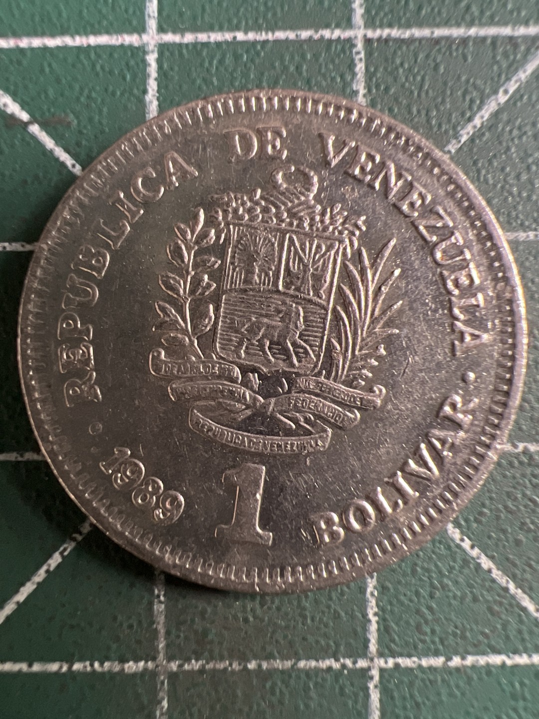 泡泡堂第289期  世界硬币 （无押金，捡漏，全场20包邮，偏远地区除外，接收代拍业务） 委内瑞拉1玻利瓦尔