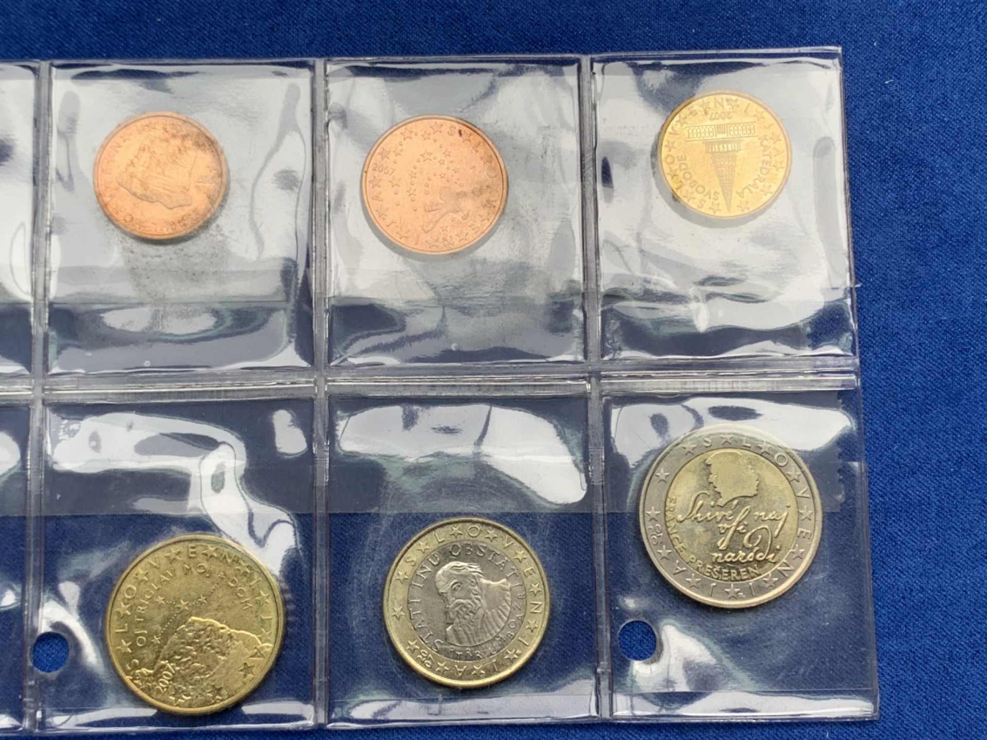 《竞宝斋》第154场-周日，周一，周四 3场 (全场包邮) 斯洛文尼亚2007年 欧元八枚套不同面值 小国家少见