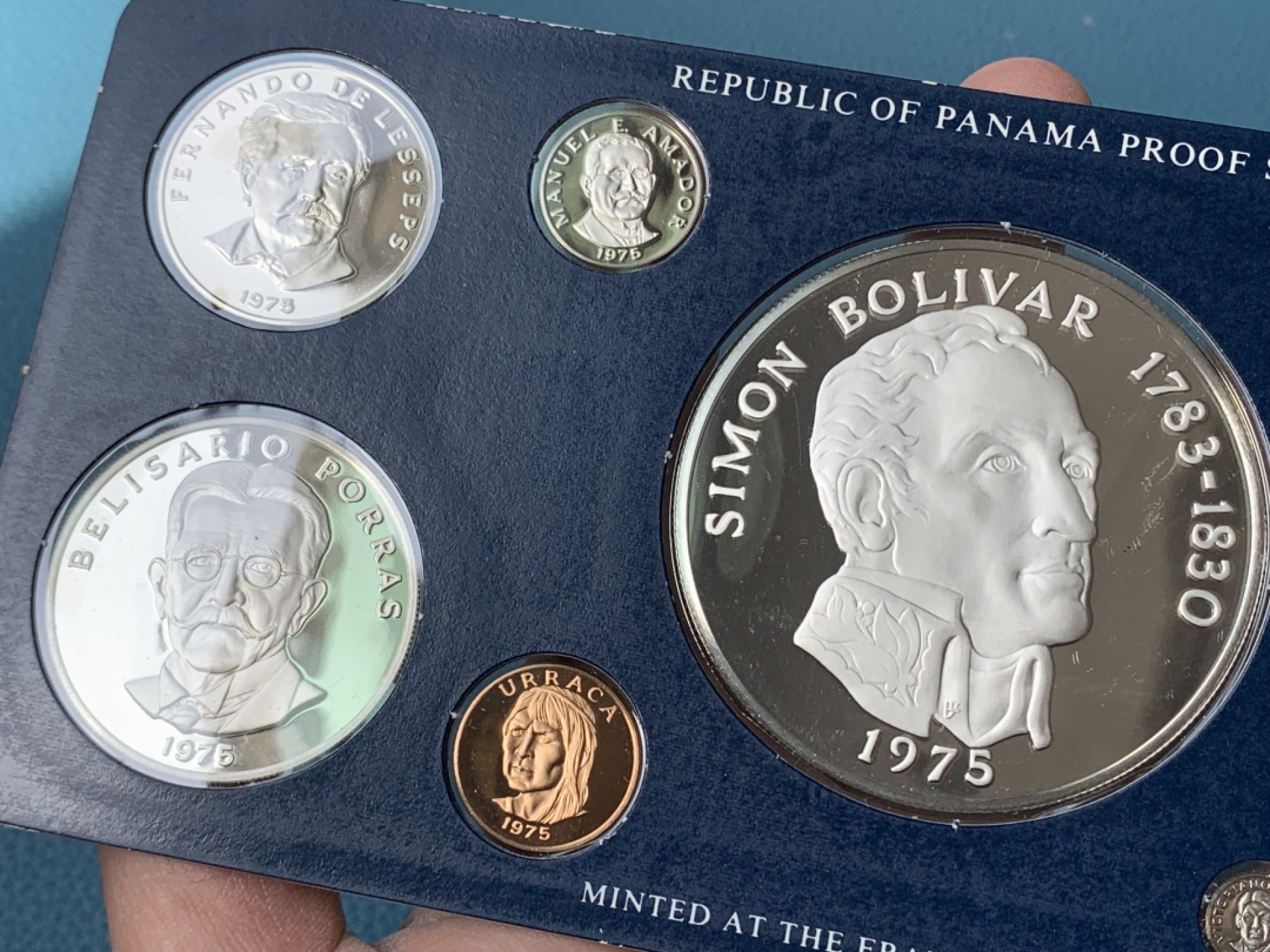 《竞宝斋》第154场-周日，周一，周四 3场 (全场包邮) 巴拿马1975年 九枚套精制币 其中三枚最大的都是925银币 分别重129.59g/35.12g/26.73g