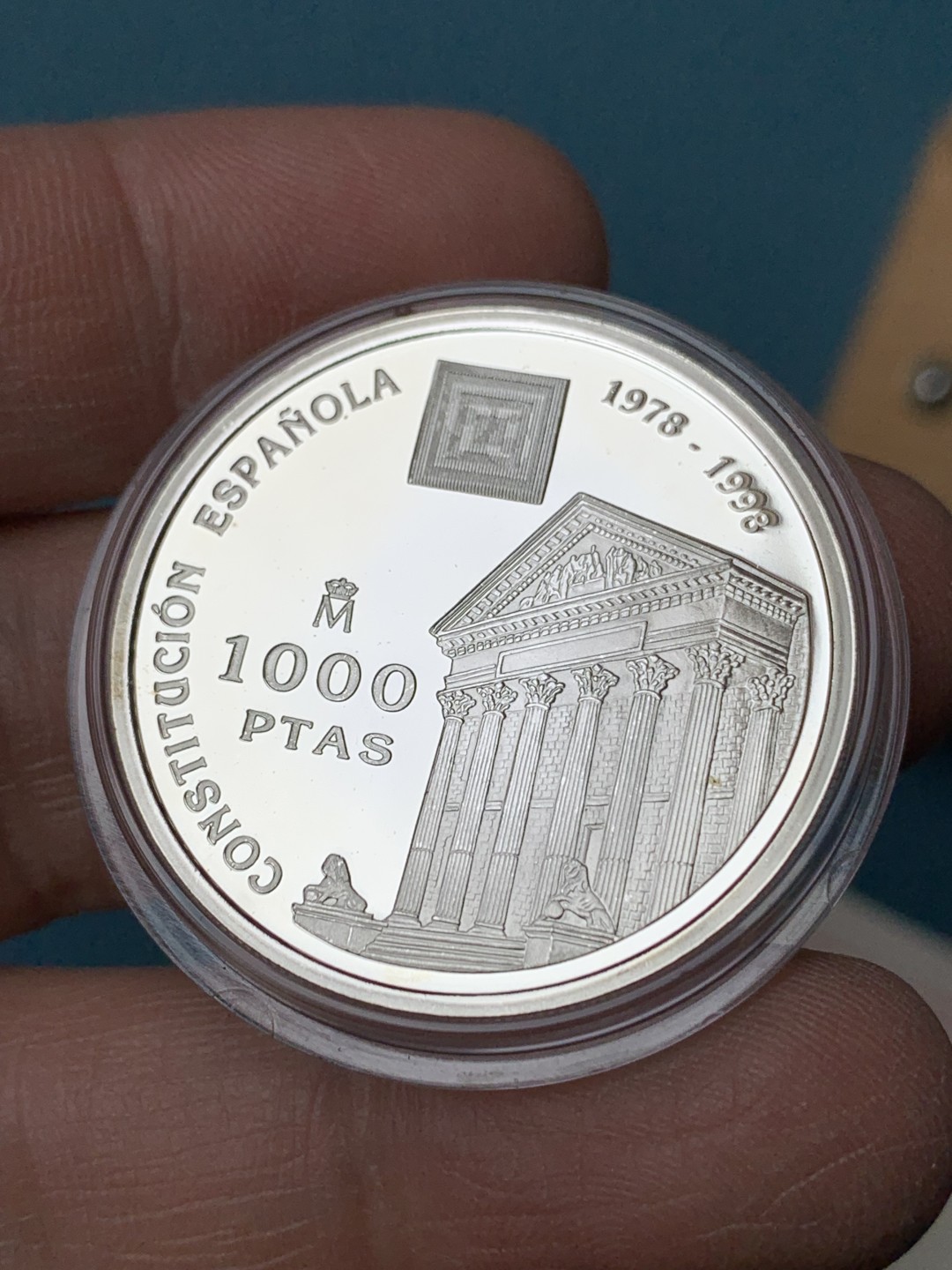 《竞宝斋》第154场-周日，周一，周四 3场 (全场包邮) 西班牙1998年 宪法1000比塞塔精制银币