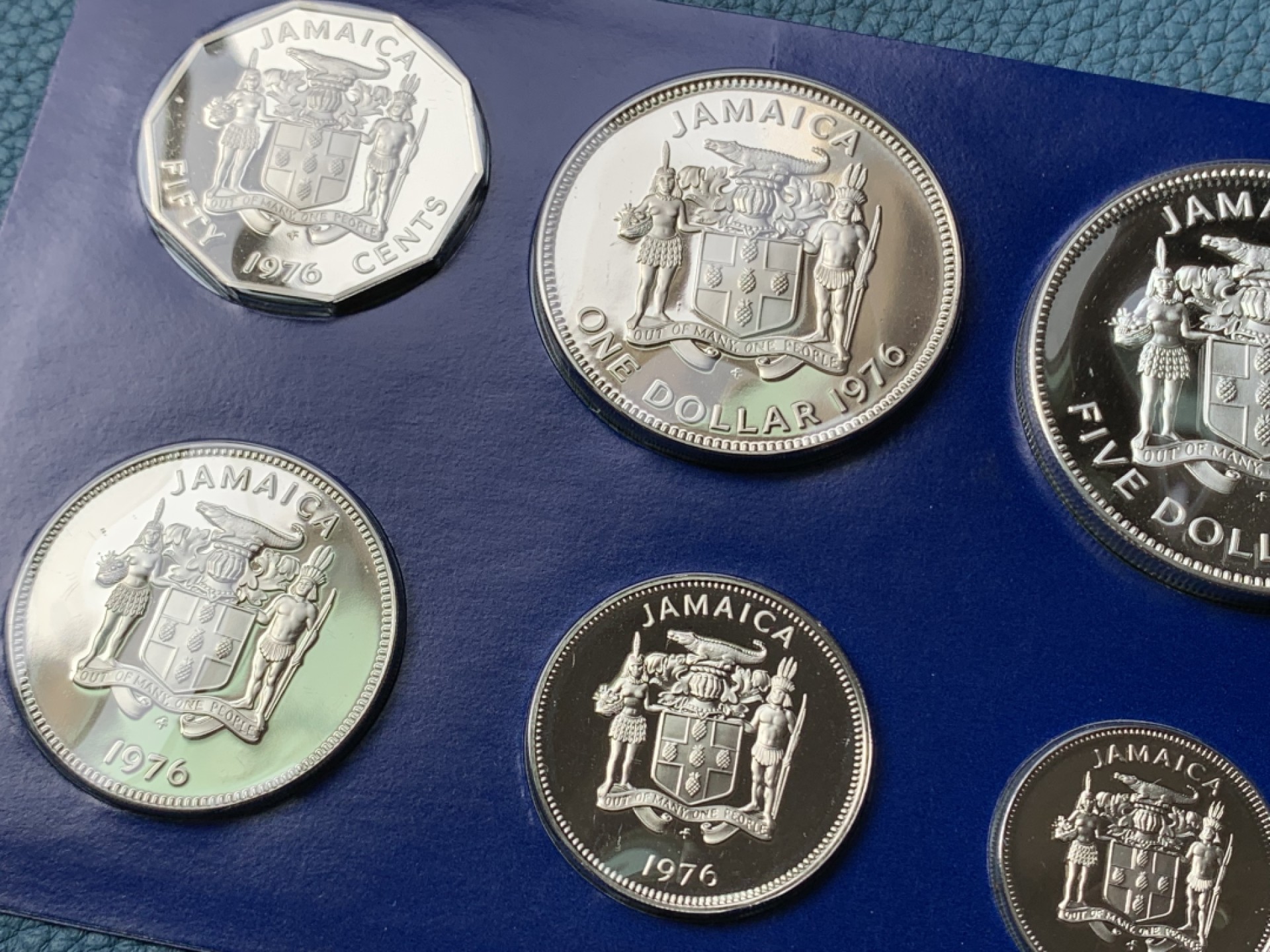 《竞宝斋》第154场-周日，周一，周四 3场 (全场包邮) 牙买加 1976年 九枚套精制币 其中最大两枚都是银币