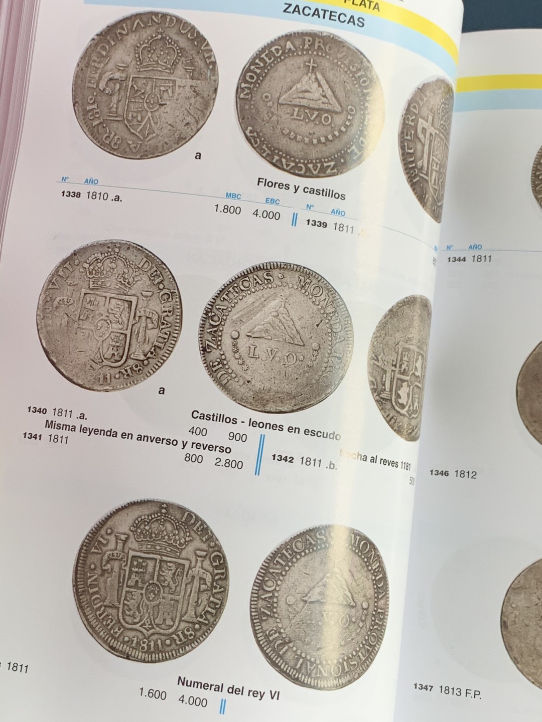 《竞宝斋》第154场-周日，周一，周四 3场 (全场包邮) 西班牙 2022年 钱币目录 包含属地，本土，现代币，纸币。将近500页的厚度。值得拥有 后面广告页去除