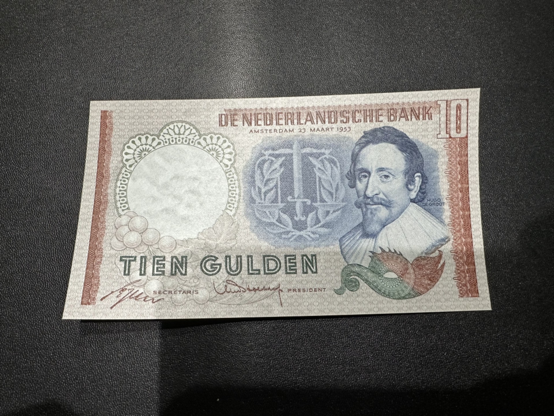 《外钞收藏家》第二百六十一期（连拍第一场） 1953年荷兰10盾 全新