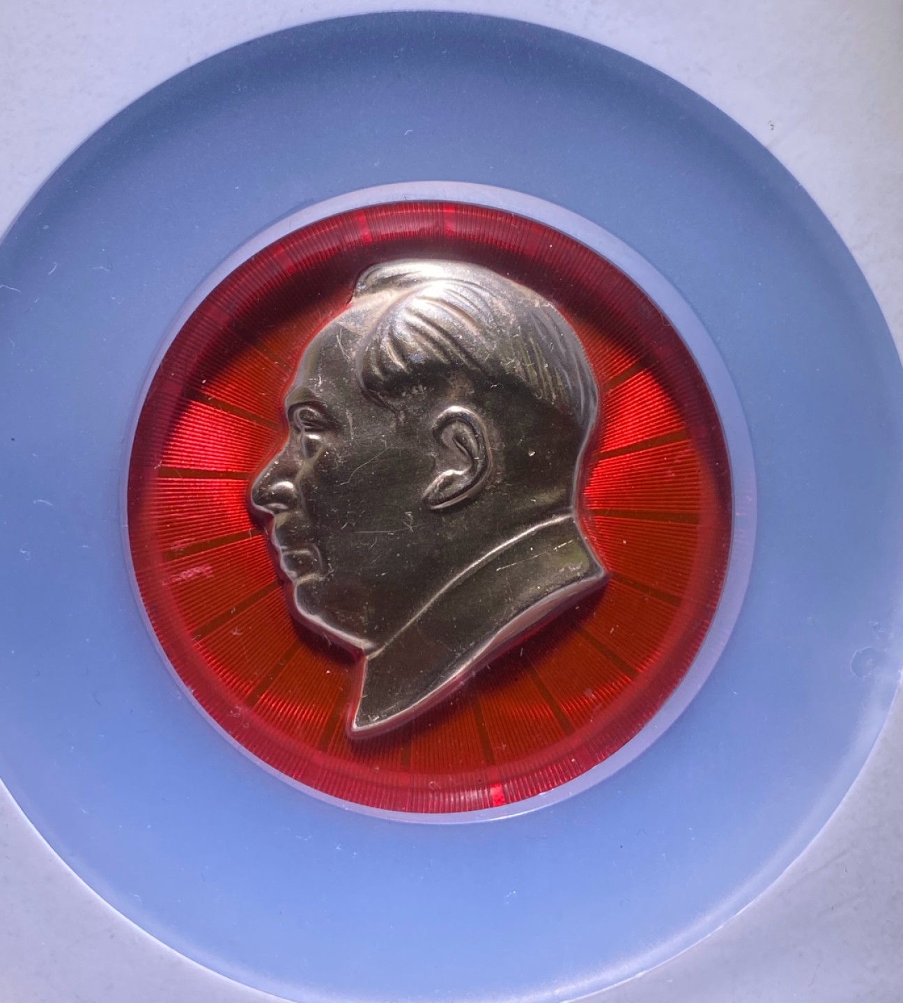 方圆集藏第三期专场 11272-公博66毛主席像章