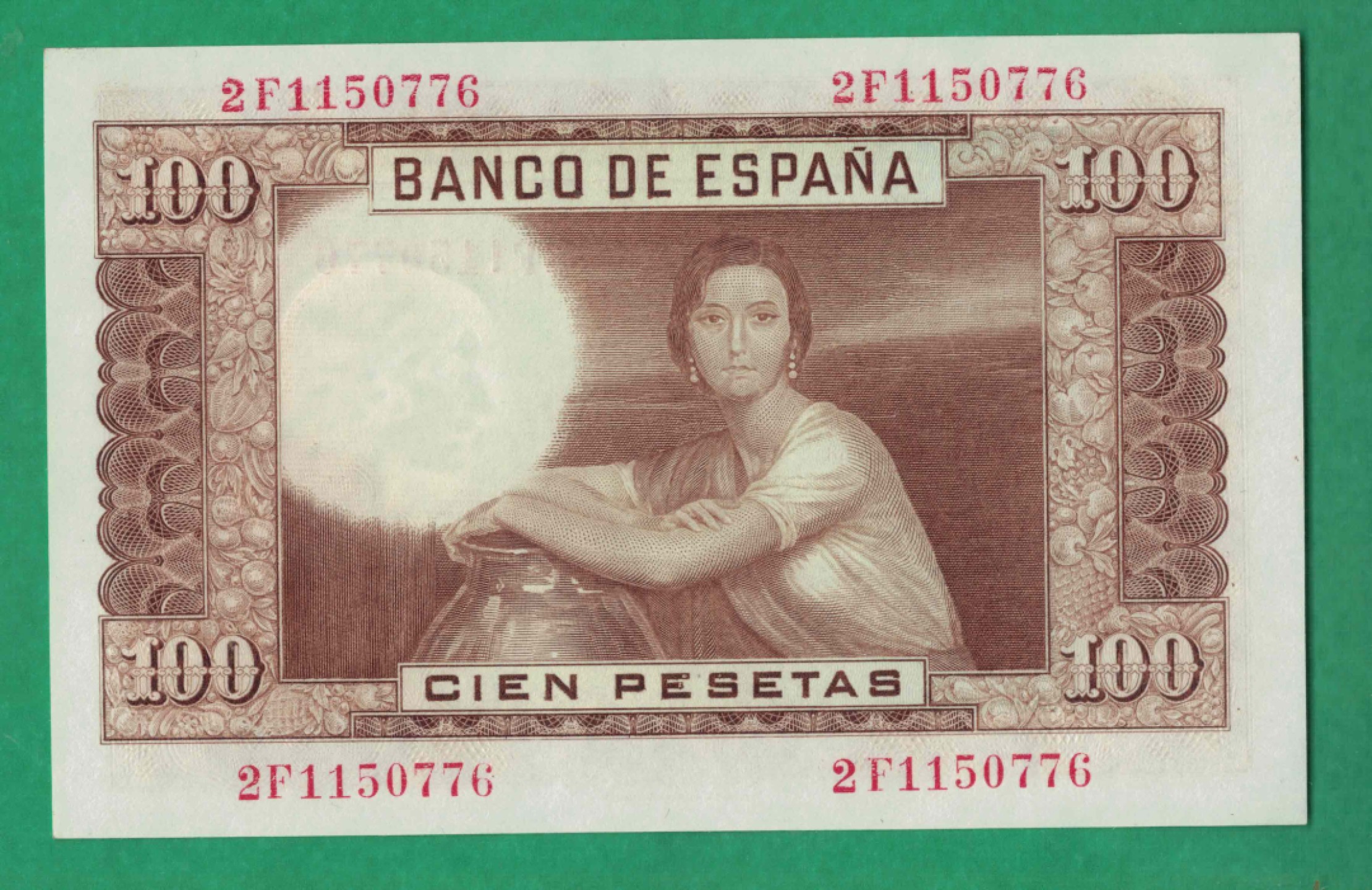 西班牙1953年(1955年)100比塞塔 9位红号码 欧洲纸币 实物图 UNC