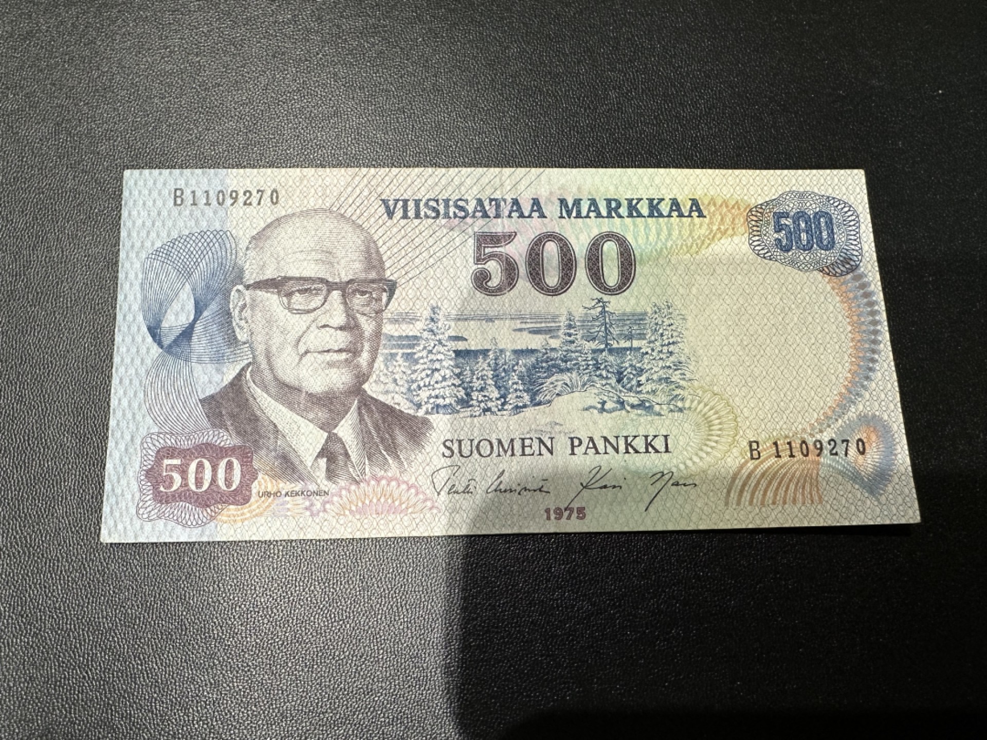 《外钞收藏家》第二百六十一期（连拍第一场） 芬兰500马克 稀少 有折 品如图