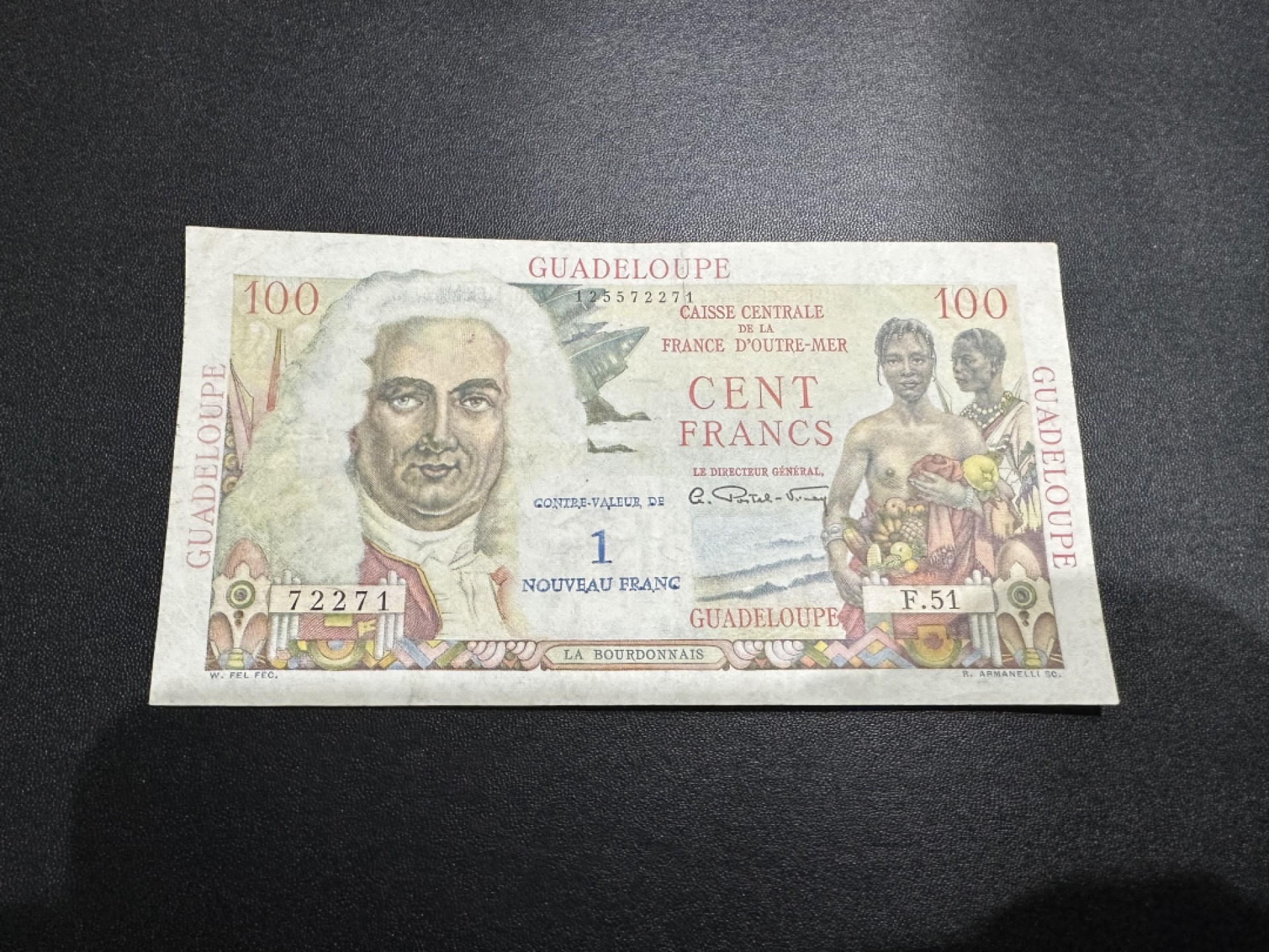 《外钞收藏家》第二百六十二期（连拍第二场） 法属瓜德罗普瓜德罗普1960年100旧法郎加盖1新法郎 XF品相 如图