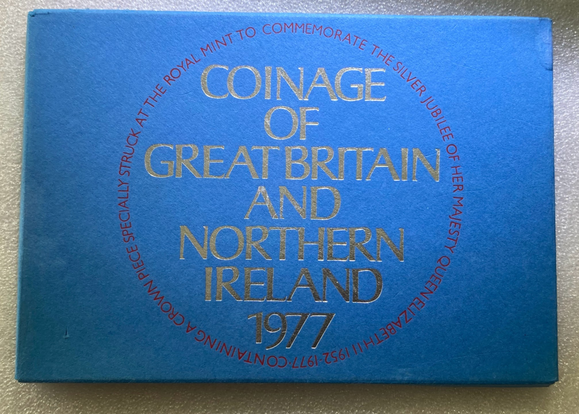 方圆集藏第三期专场 11268-英国1977年女王登基银禧年皇家造币厂8枚精制币套装