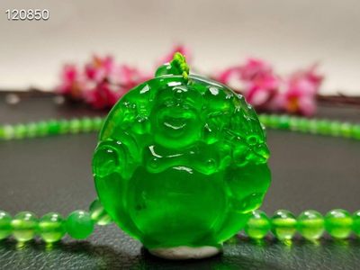 顶级龙石种帝王绿翡翠弥勒佛项链，整料雕刻，水头超好，超级完美，重100克 顶级龙石种帝王绿翡翠弥勒佛项链，整料雕刻，水头超好，超级完美，重100克