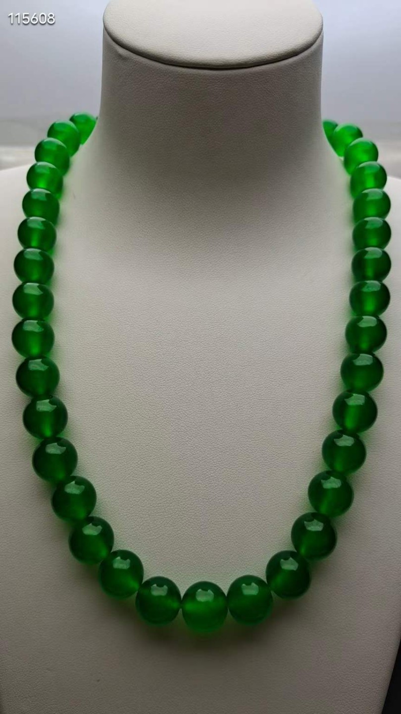 顶级龙石种祖母绿翡翠塔链，水头超好，超级完美
