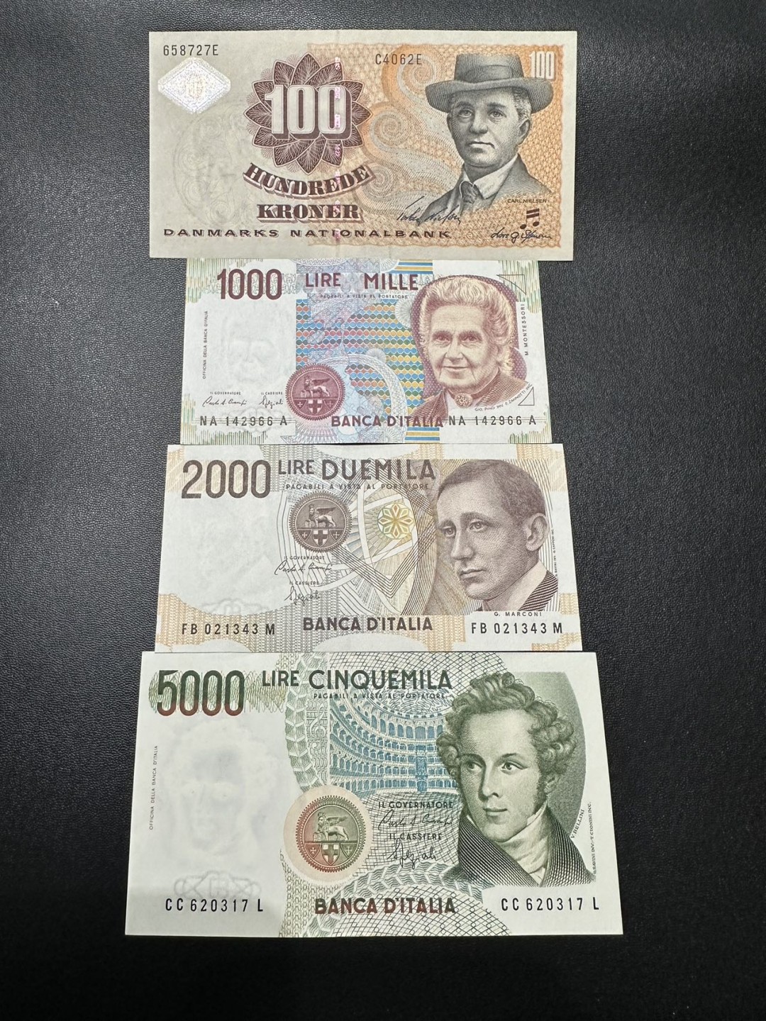 《外钞收藏家》第二百六十二期（连拍第二场） 丹麦和意大利四张一起 AU为主