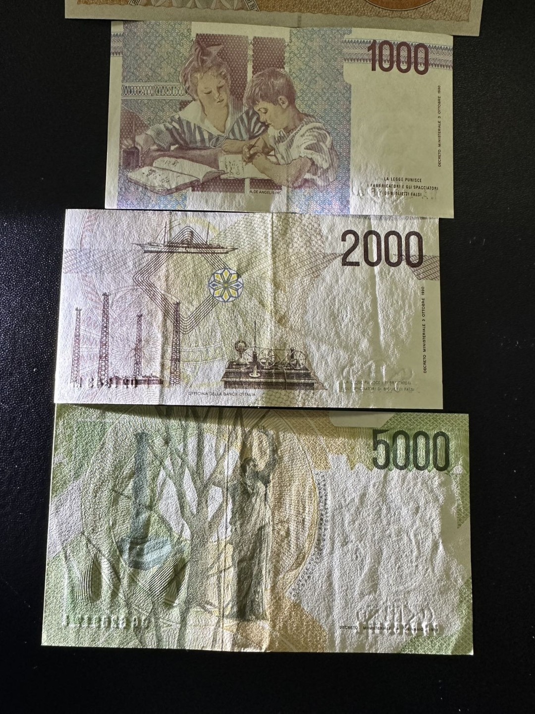 《外钞收藏家》第二百六十二期（连拍第二场） 丹麦和意大利四张一起 AU为主