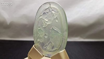 冰种白冰翡翠挂件，整料雕刻，水头超好，超级完美 冰种白冰翡翠挂件，整料雕刻，水头超好，超级完美