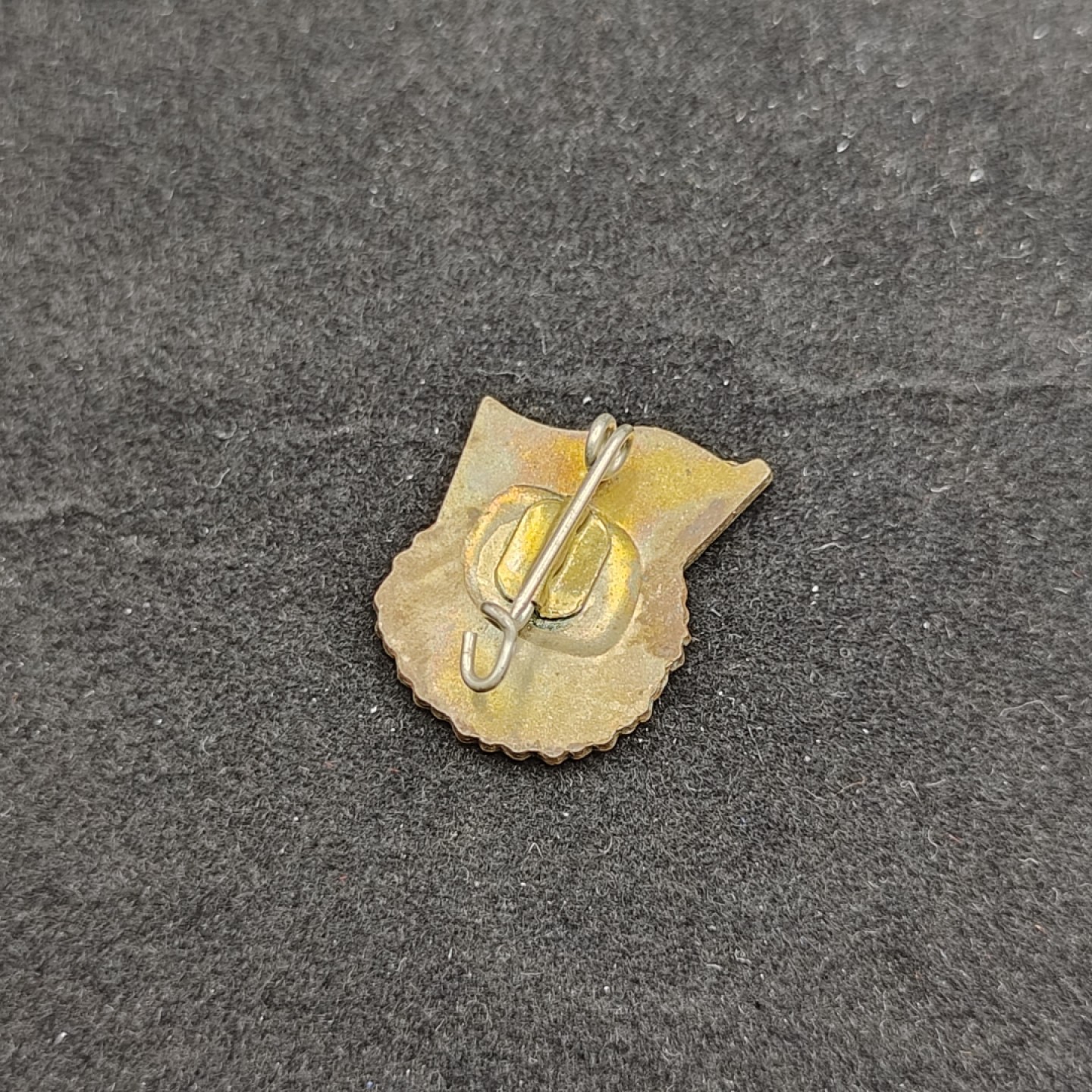 全场0元起拍 第48期 咸鱼国勋章拍卖专场 4月19日（周三）下午6：00开始 东德fdj奖章