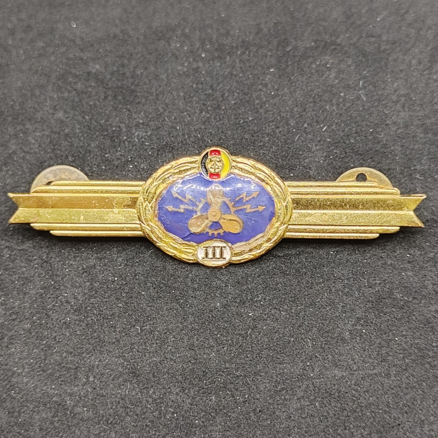 全场0元起拍 第48期 咸鱼国勋章拍卖专场 4月19日（周三）下午6：00开始 东德海军技能章